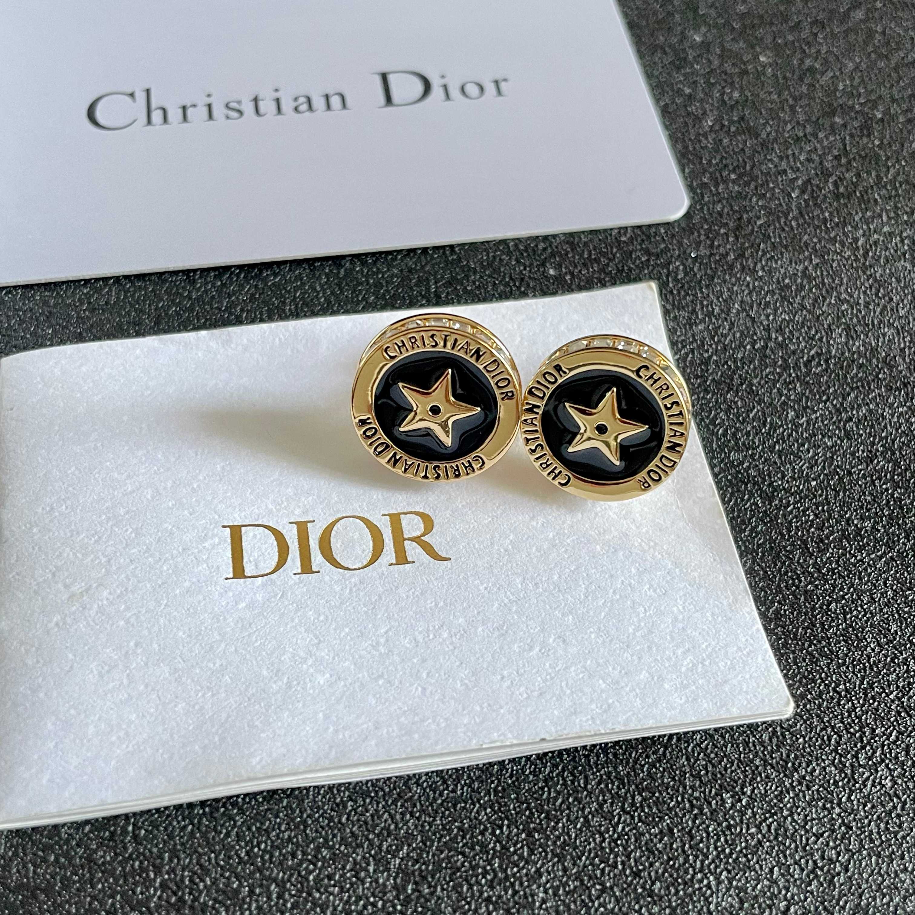 Dior Dior 迪奥 中古 耳环 一致上新 精选 黄铜材质 甜美气质高