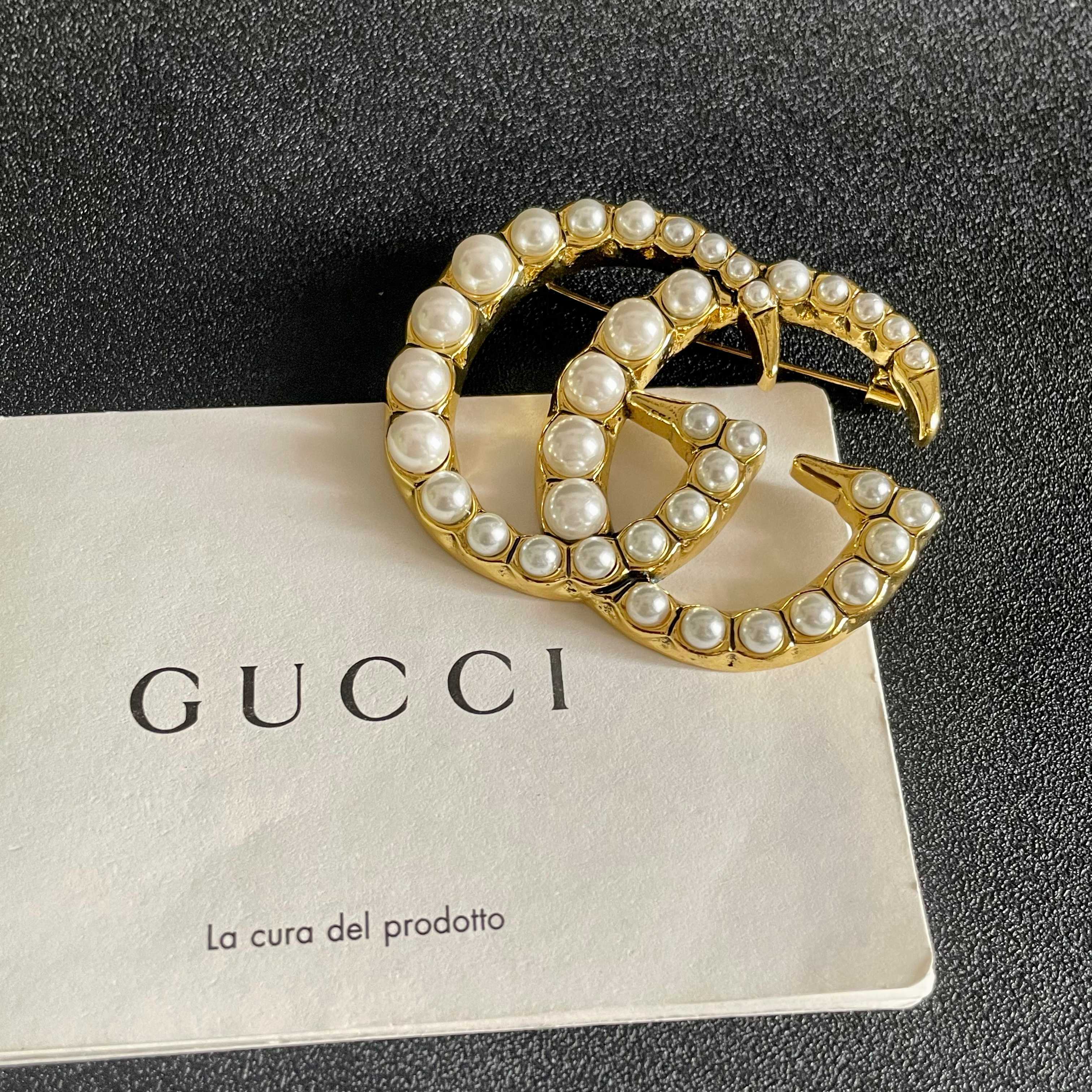 Gucci 古驰Gucci 新款同步上新胸针 是最懂女人的饰物 那些倾注了全部心血去做自己的女人