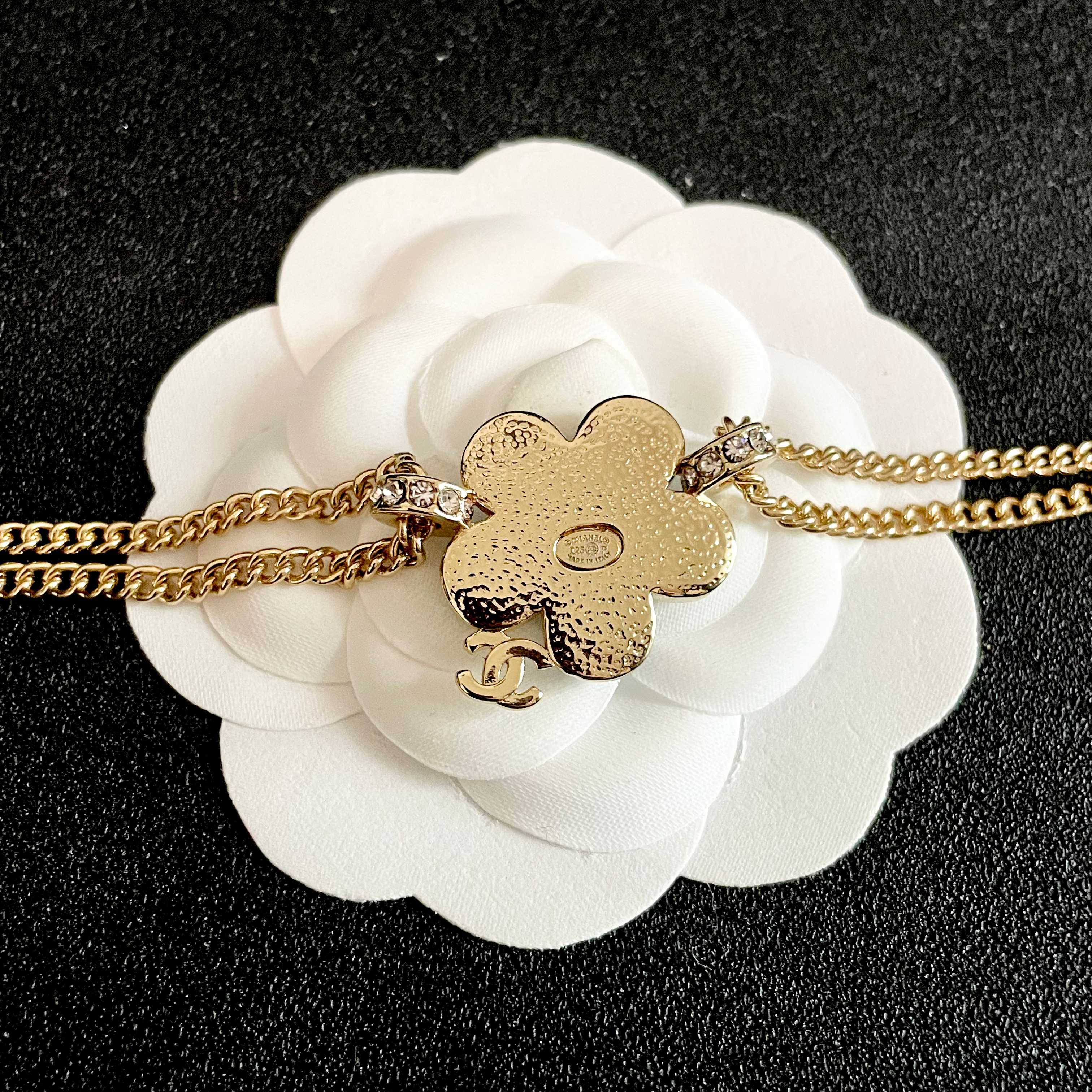 Chanel Chanel香奈儿 中古 字母 手链 小香家的款式真心无需多介绍 ，大方，非常显气质