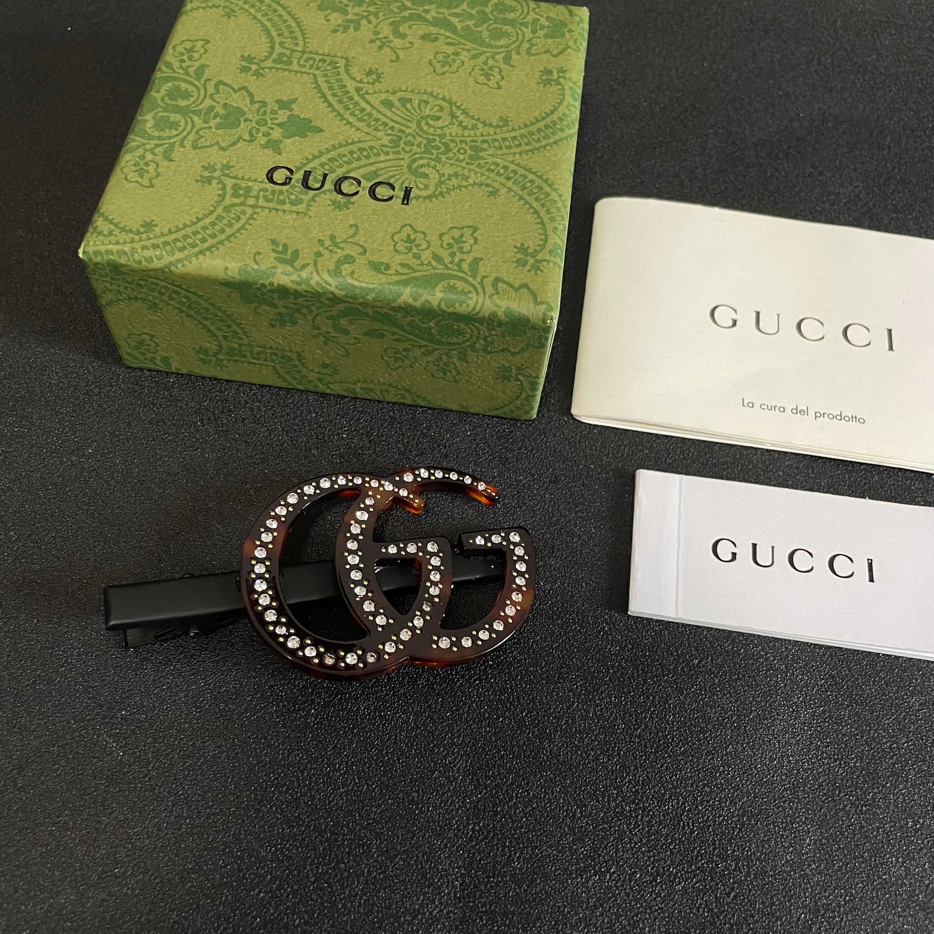 Gucci 新品发夹 古驰 新款发夹火爆来袭 做工 无可挑剔 代购级别‼ 售‼适合任何小仙女 百分百驾驭