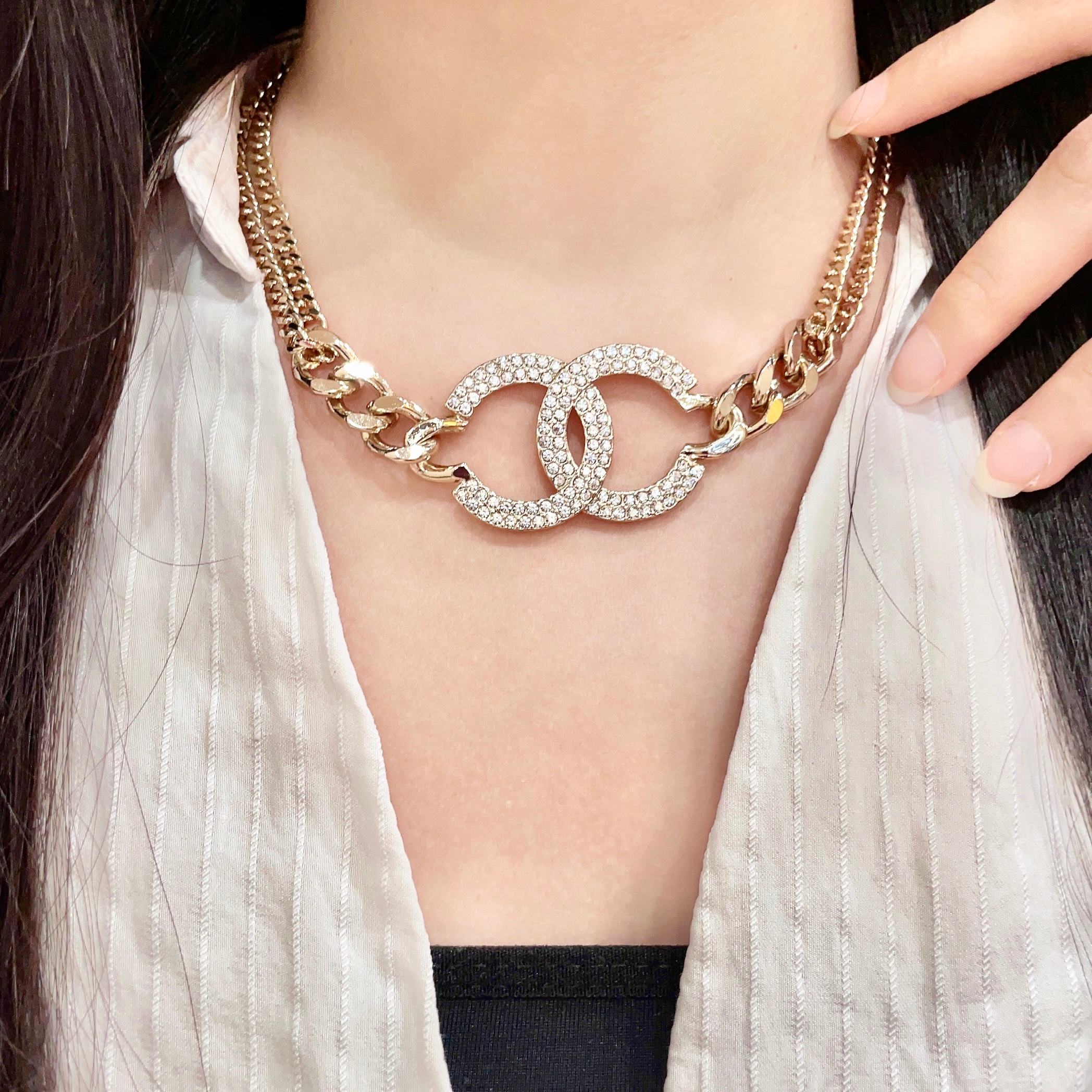 Chanel Chanel香奈儿 中古 项链 小香家的款式真心无需多介绍 每一款都超 ，大方，非常显气质