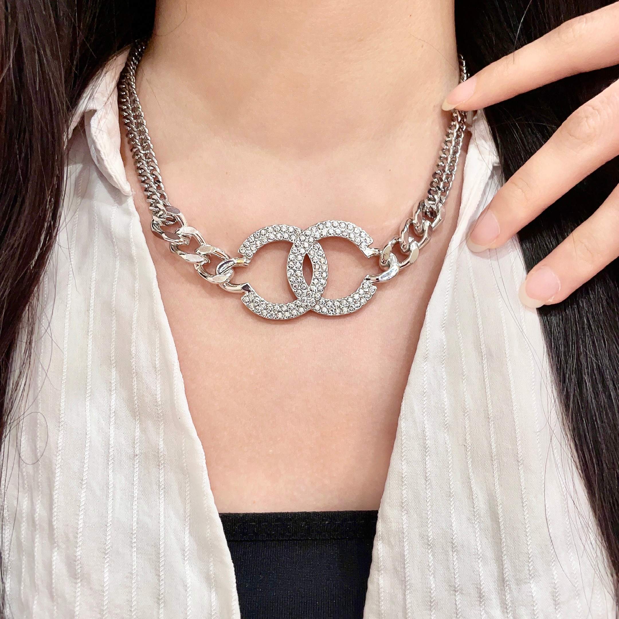Chanel Chanel香奈儿 中古 项链 小香家的款式真心无需多介绍 每一款都超 ，大方，非常显气质