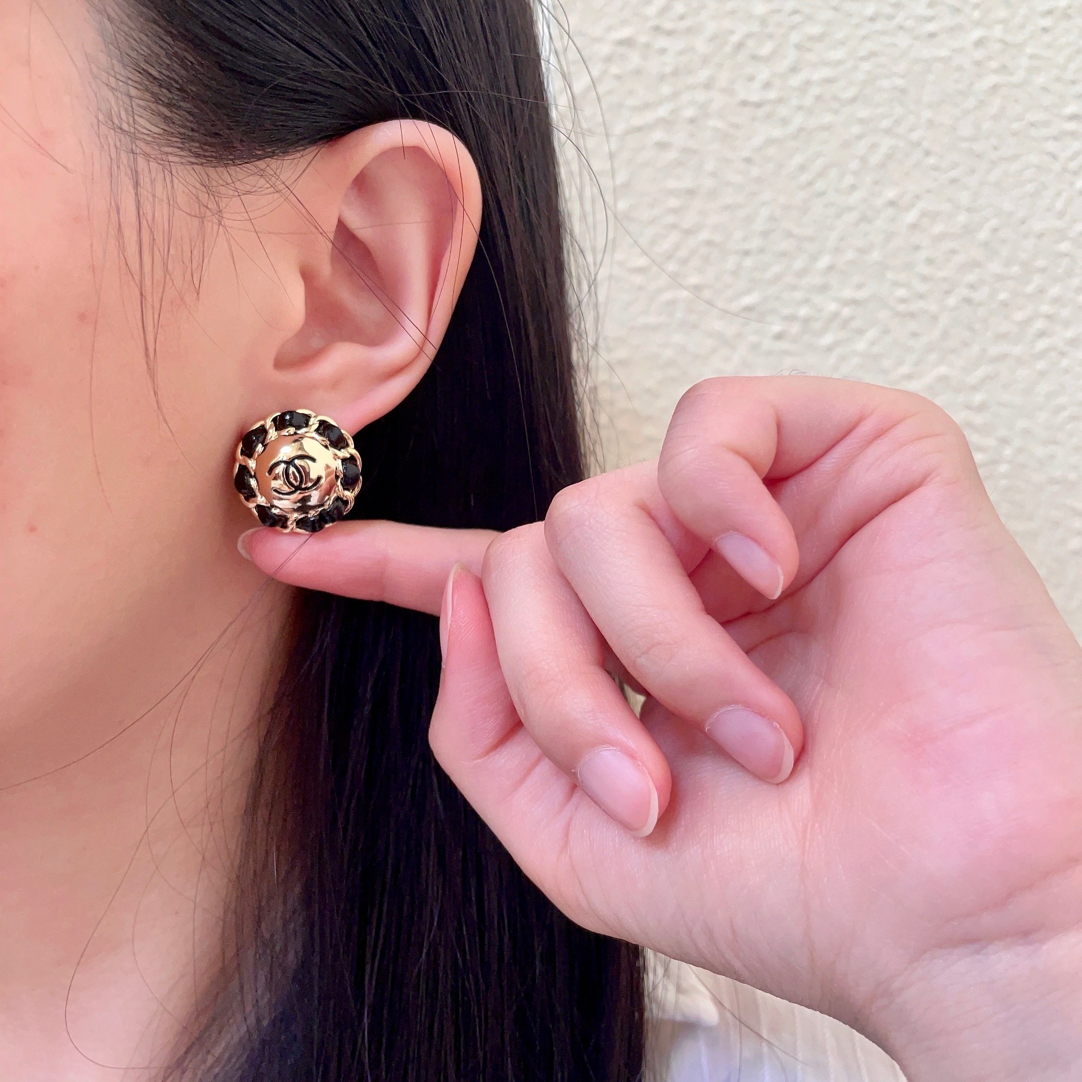 Chanel Chanel香奈儿 中古 双C耳钉 logo 小香家的款式真心无需多介绍 ，大方，非常显气质