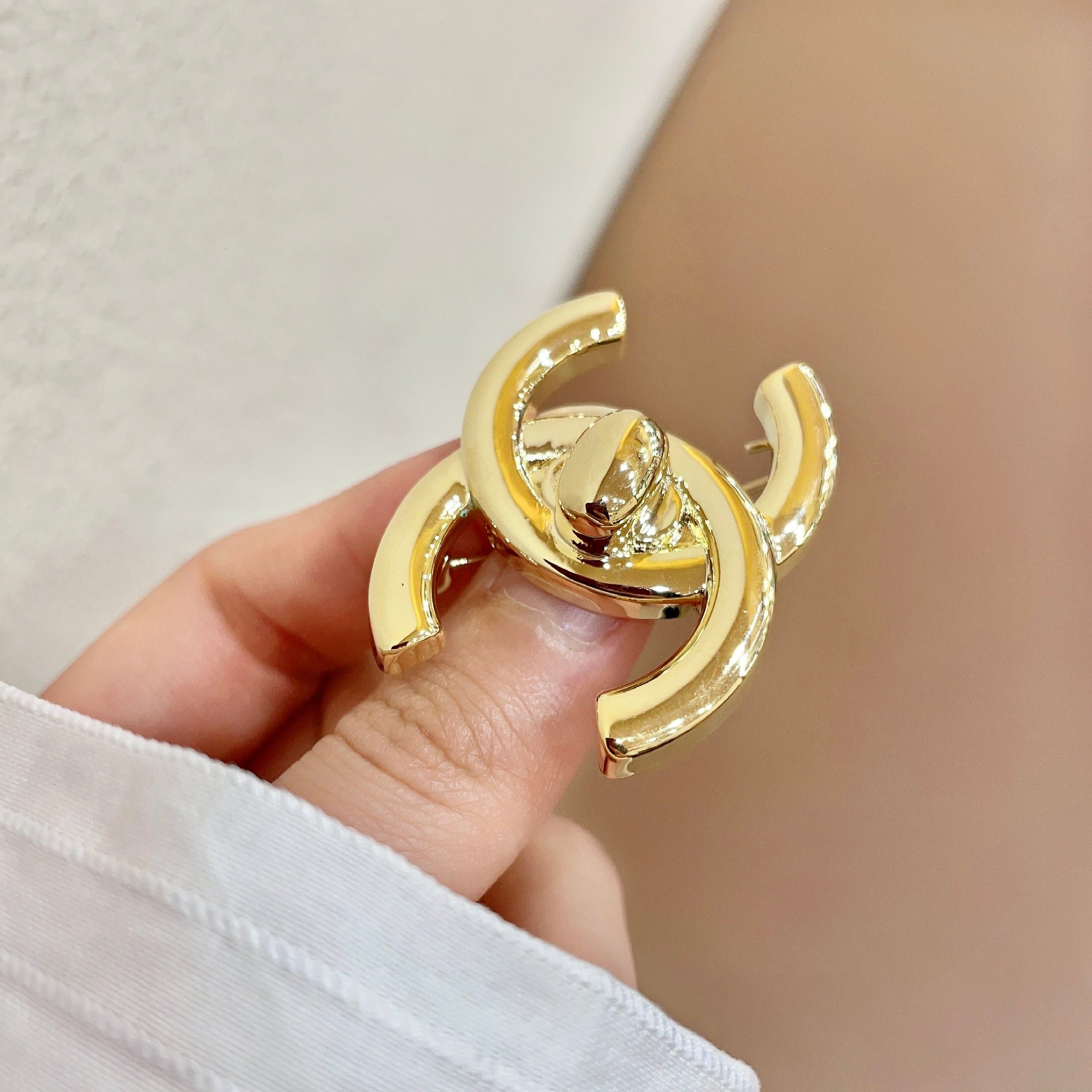Chanel CHANEL小香 最新款同步上新香奈儿最新款胸针