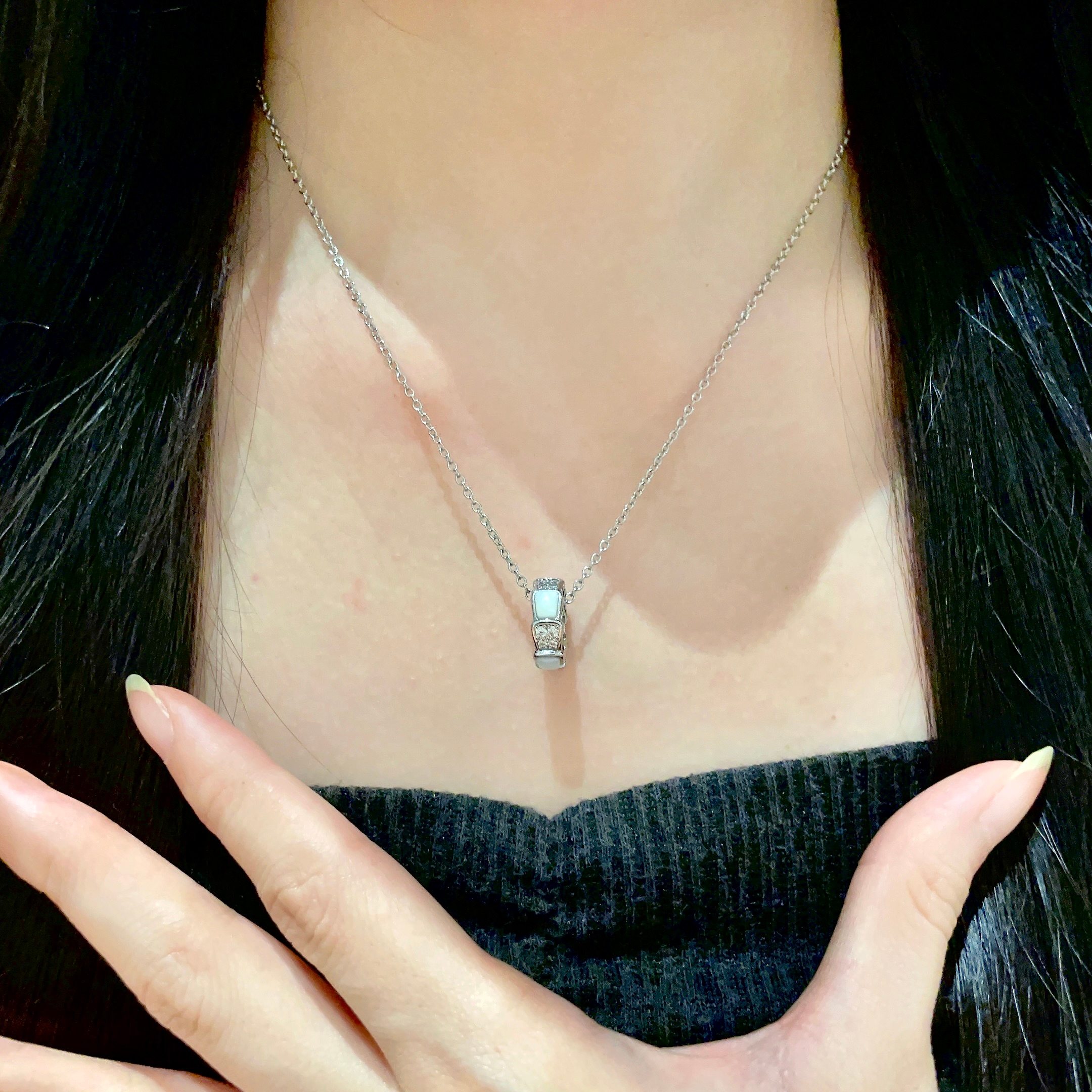 Bvlgari 宝格丽 项链 最新 高级 扣 刻字 质感十足 重工打造 高端亚金 定制 看做工看细节看字印看石头
