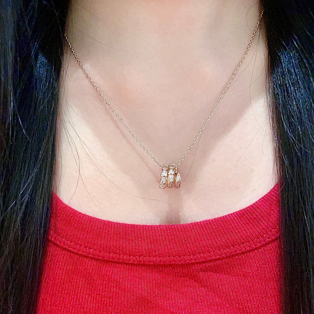 Bvlgari 精工版本 BVLGARI宝格丽蛇项链