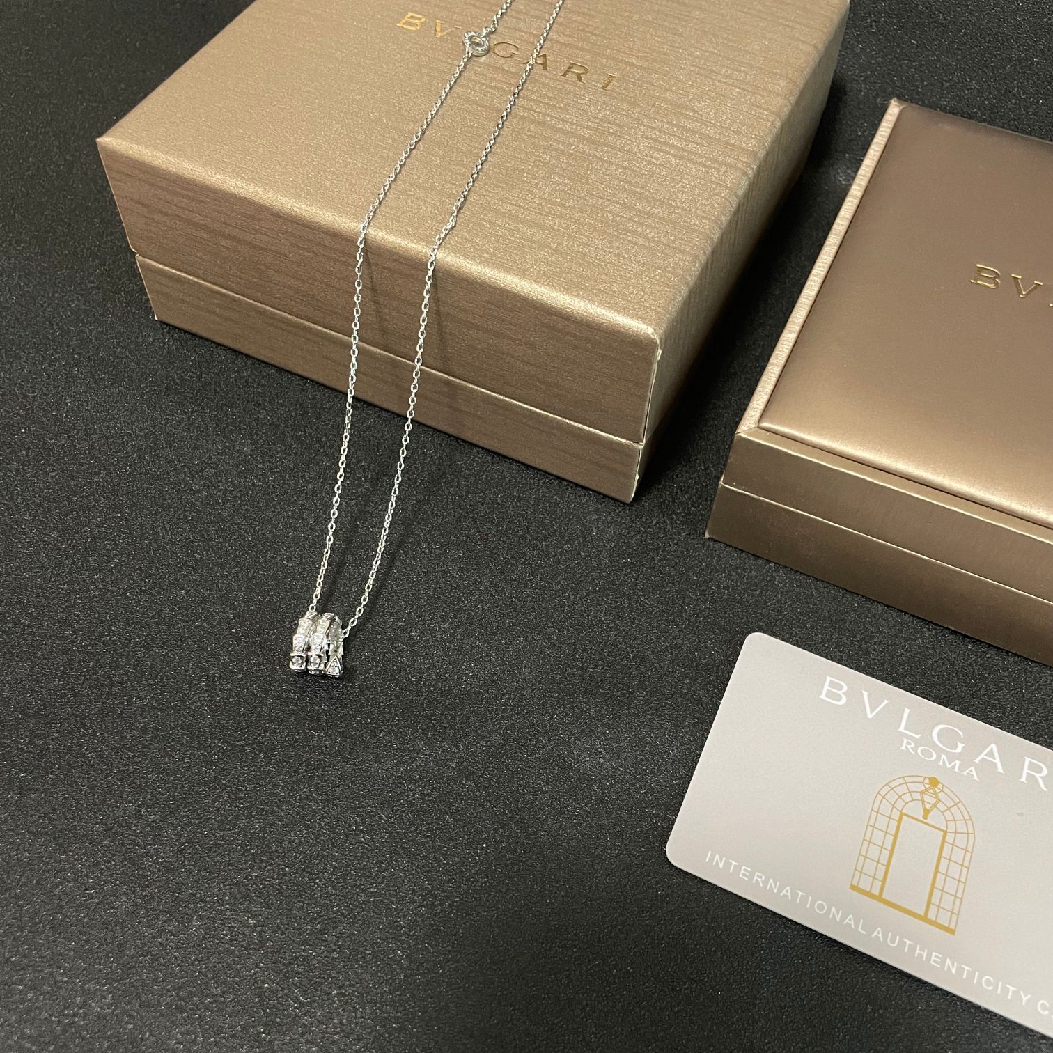 Bvlgari 精工版本 BVLGARI宝格丽蛇项链