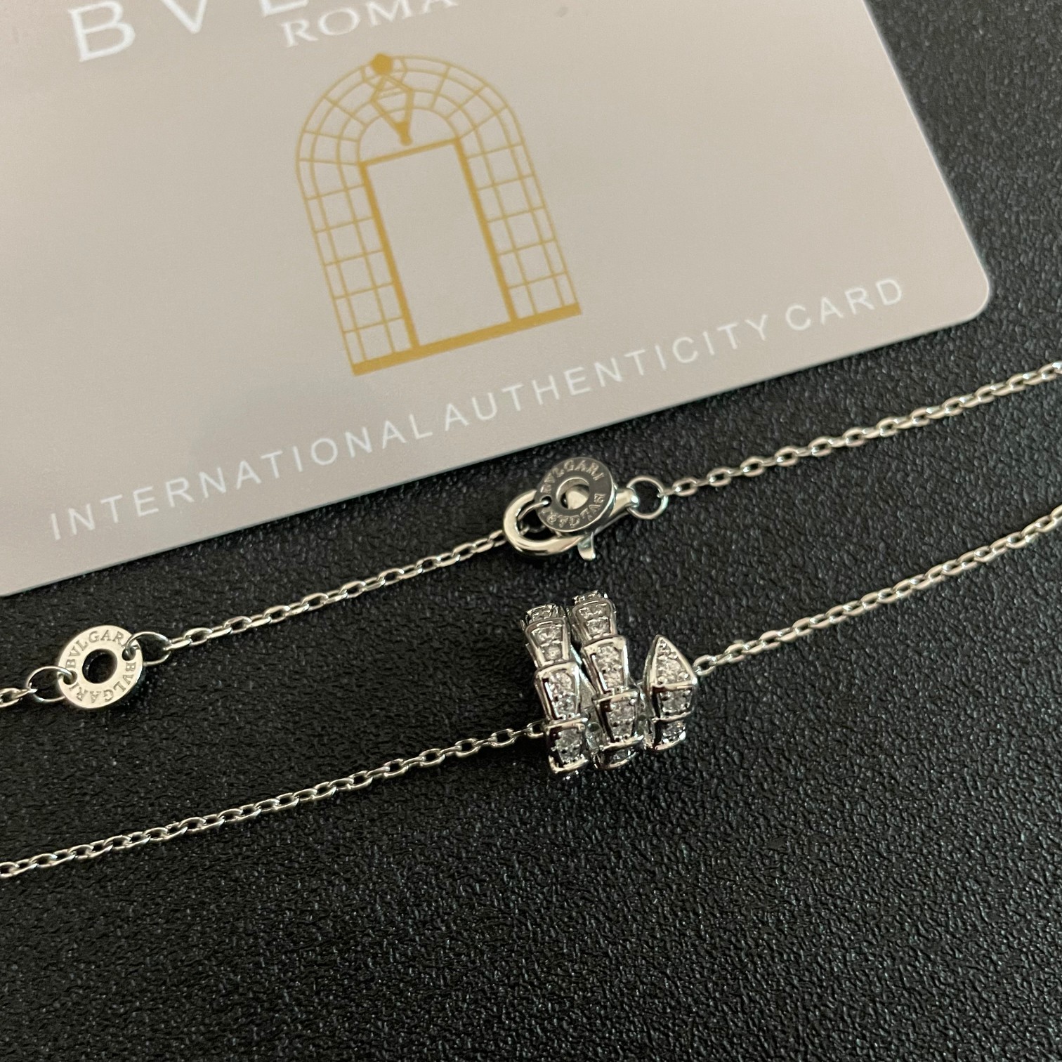 Bvlgari 精工版本 BVLGARI宝格丽蛇项链