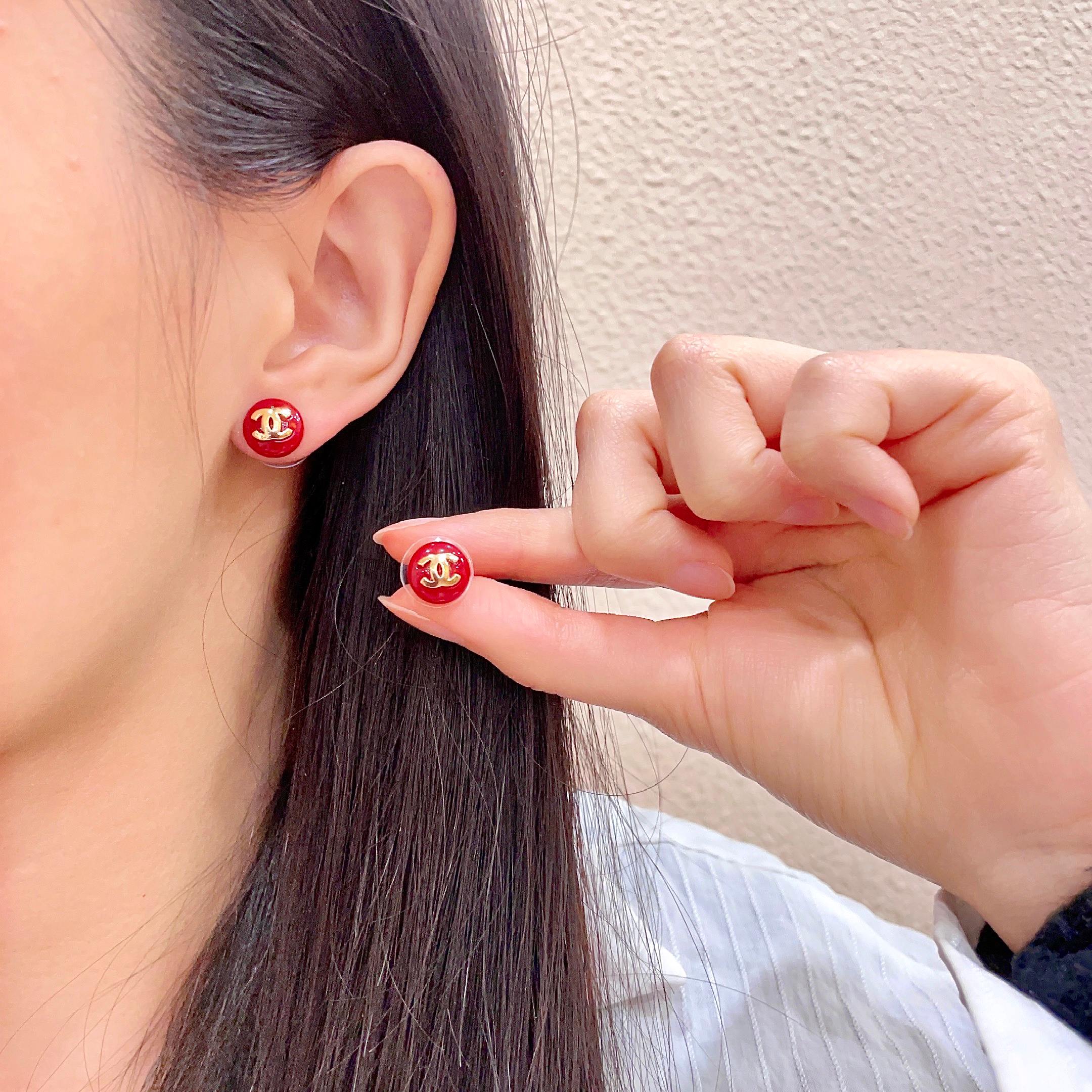 Chanel香奈儿 中古 耳钉👀小香家的款式真心无需多介绍😘🎶每一款都超好看，精致大方，非常显气质