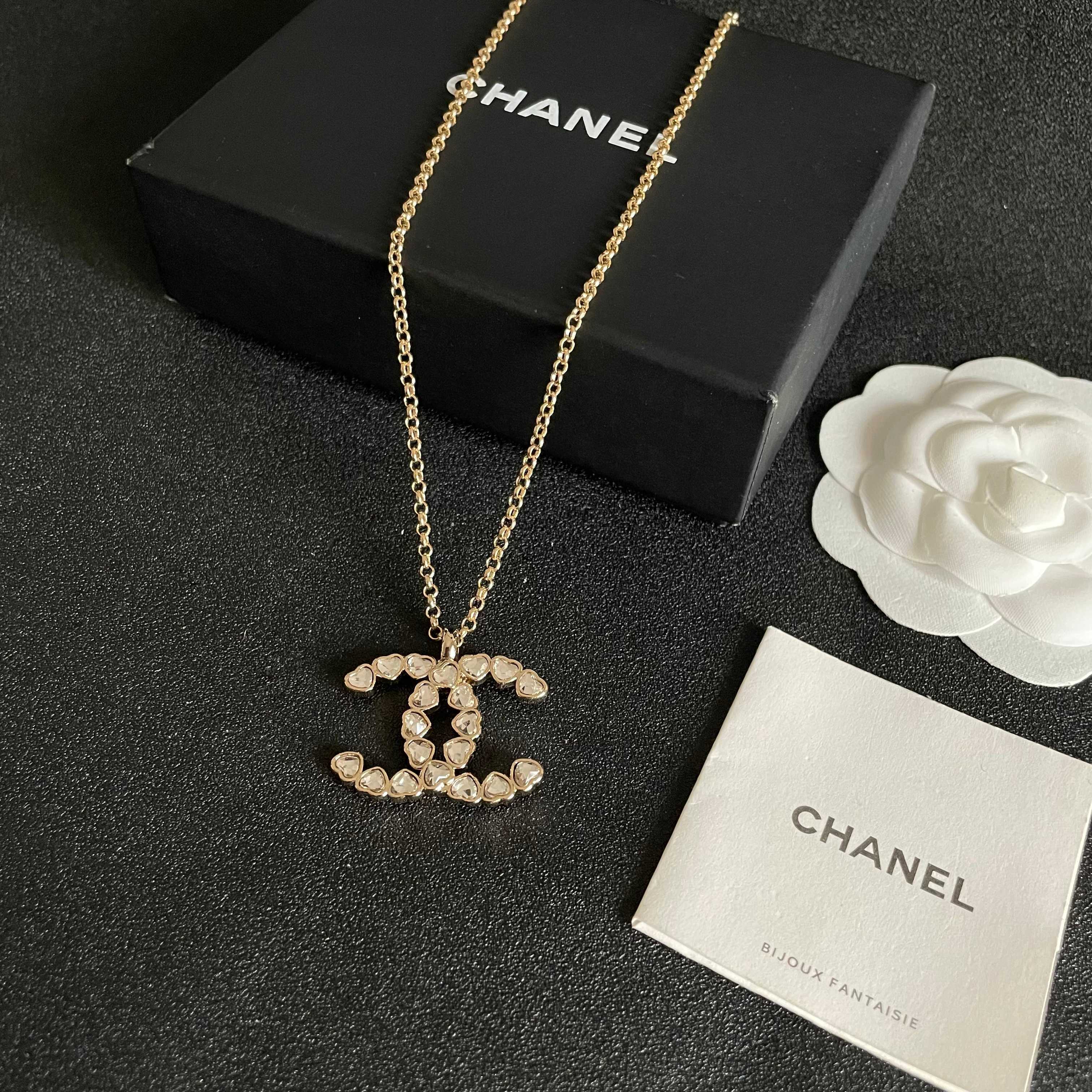 Chanel香奈儿 中古 项链👀小香家的款式真心无需多介绍😘🎶每一款都超好看，精致大方，非常显气质.