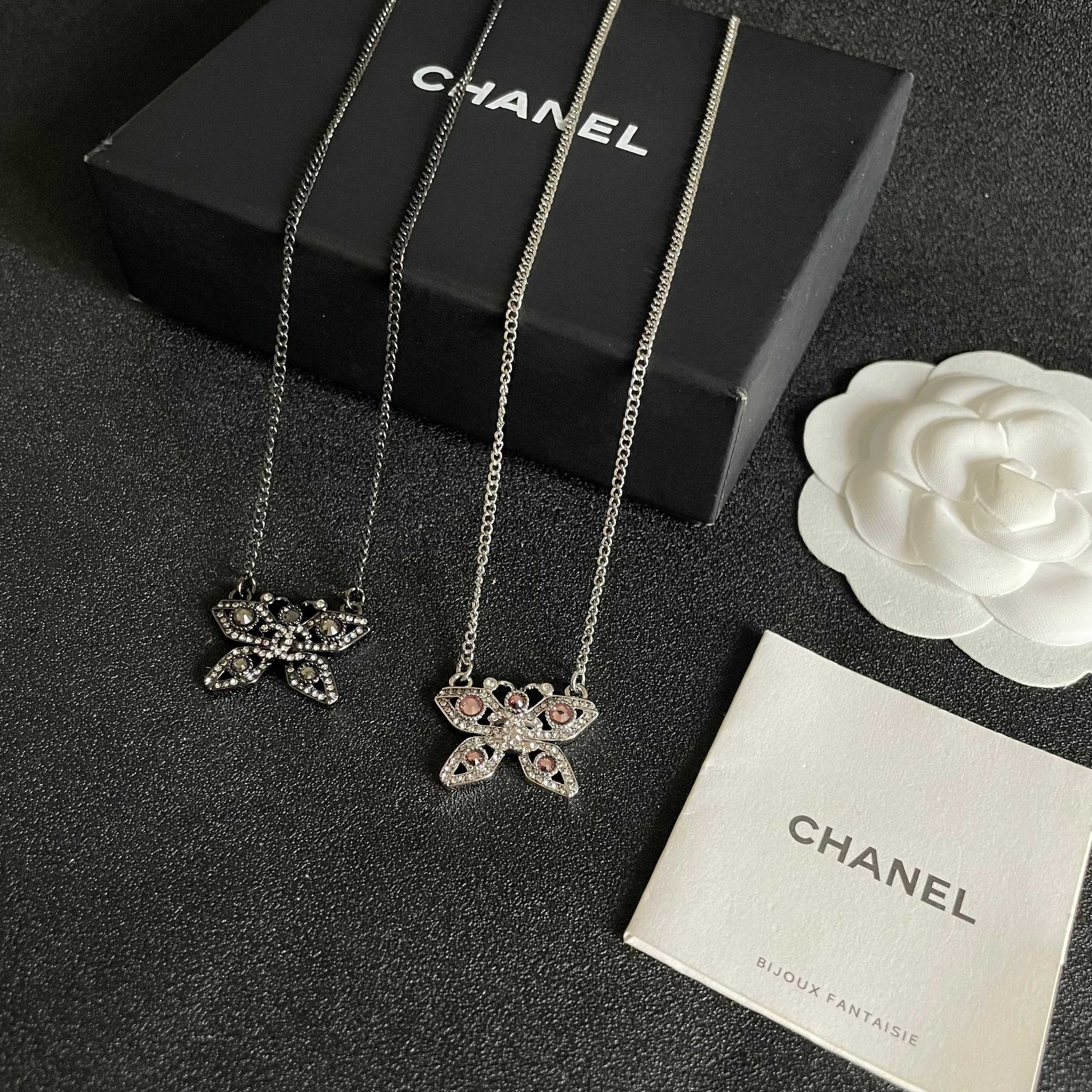 Chanel香奈儿 中古 项链👀小香家的款式真心无需多介绍😘🎶每一款都超好看，精致大方，非常显气质.