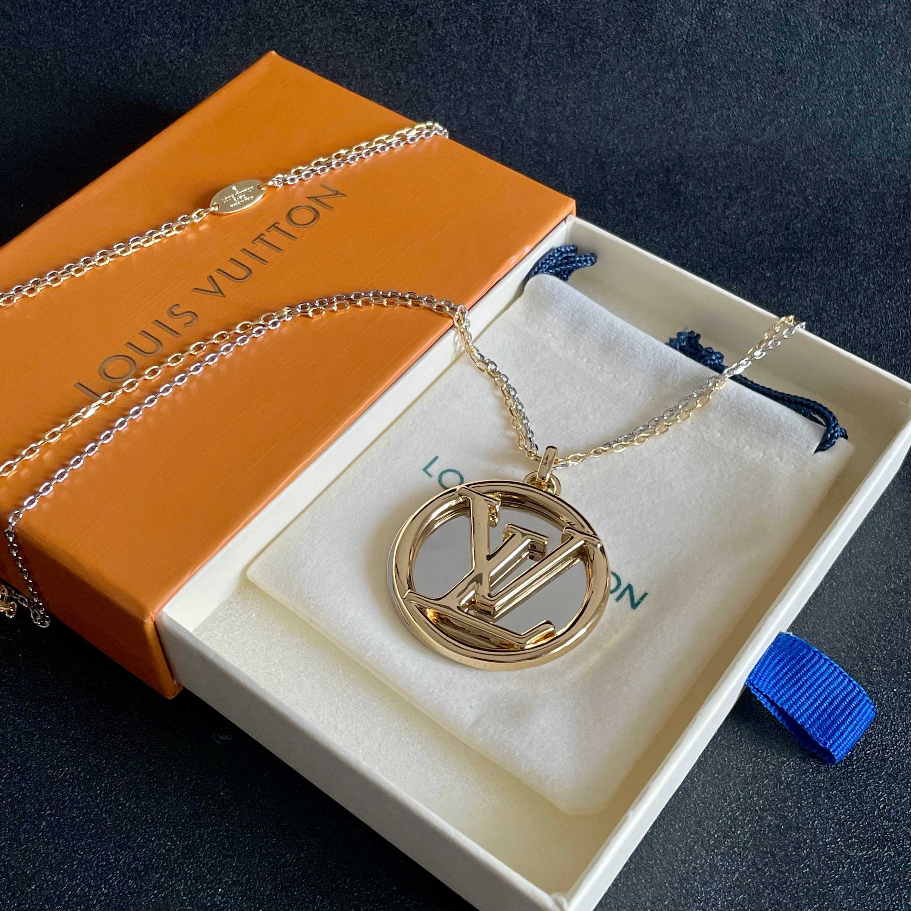 💥💥Louis Vuitton 路易威登 设计独特 (用LV经典之作图形理念)👋好看🧚‍♀️项链 超级无