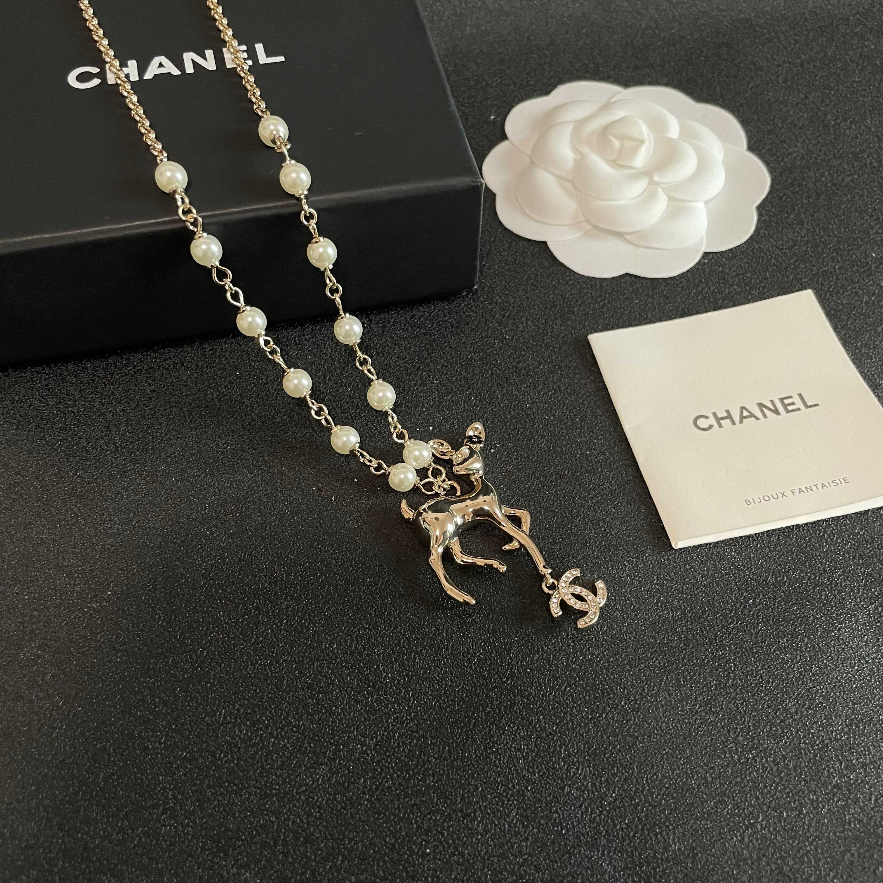 Chanel香奈儿 中古 项链👀小香家的款式真心无需多介绍😘🎶每一款都超好看，精致大方，非常显气质.
