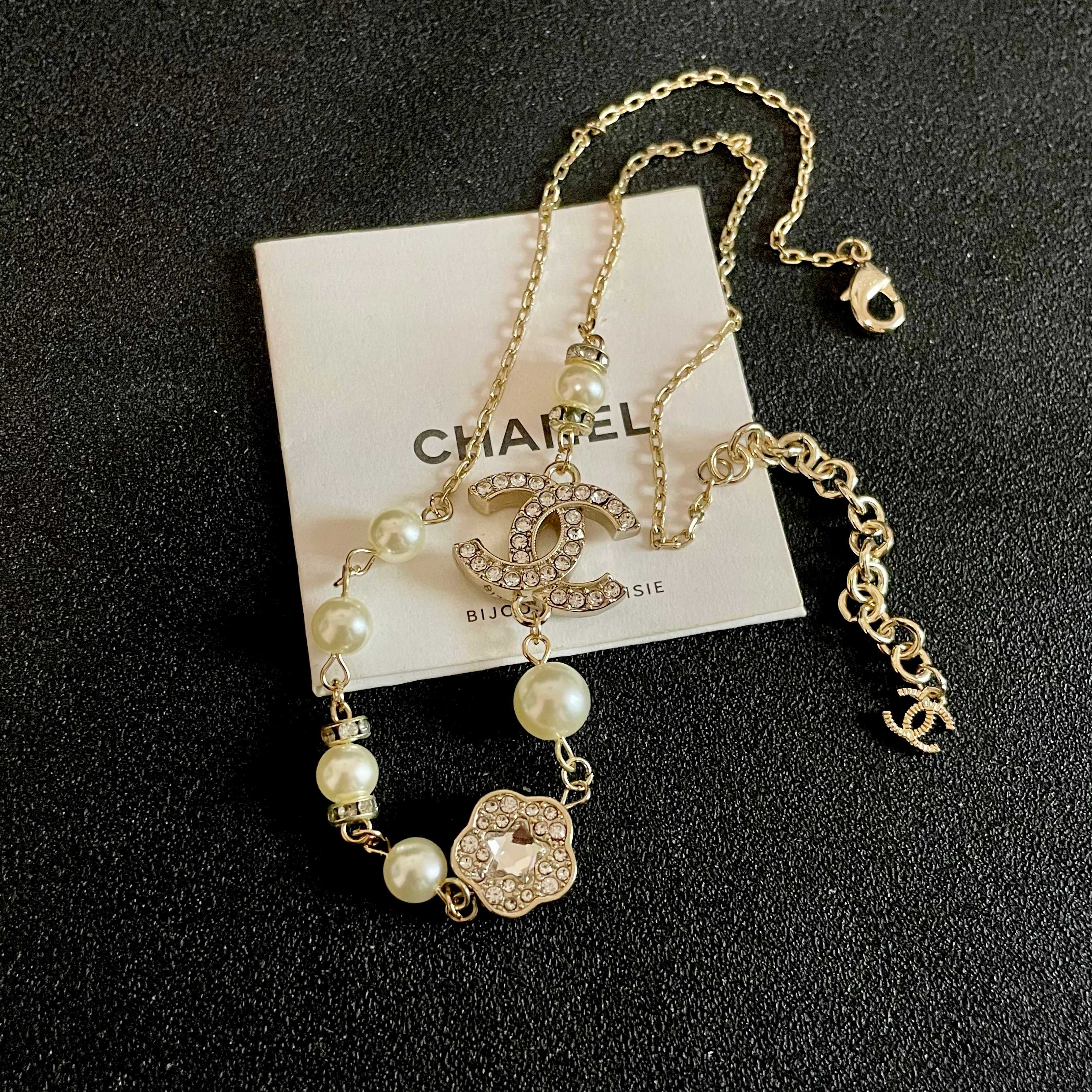 Chanel香奈儿 中古 项链👀小香家的款式真心无需多介绍😘🎶每一款都超好看，精致大方，非常显气质.