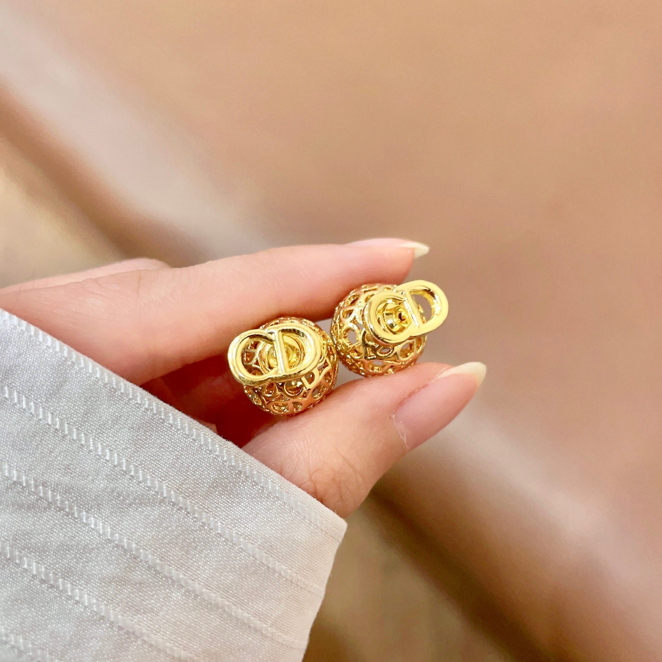 👑Dior 迪奥 中古 耳环 专柜一致上新 精选原版一致 黄铜材质 甜美气质高