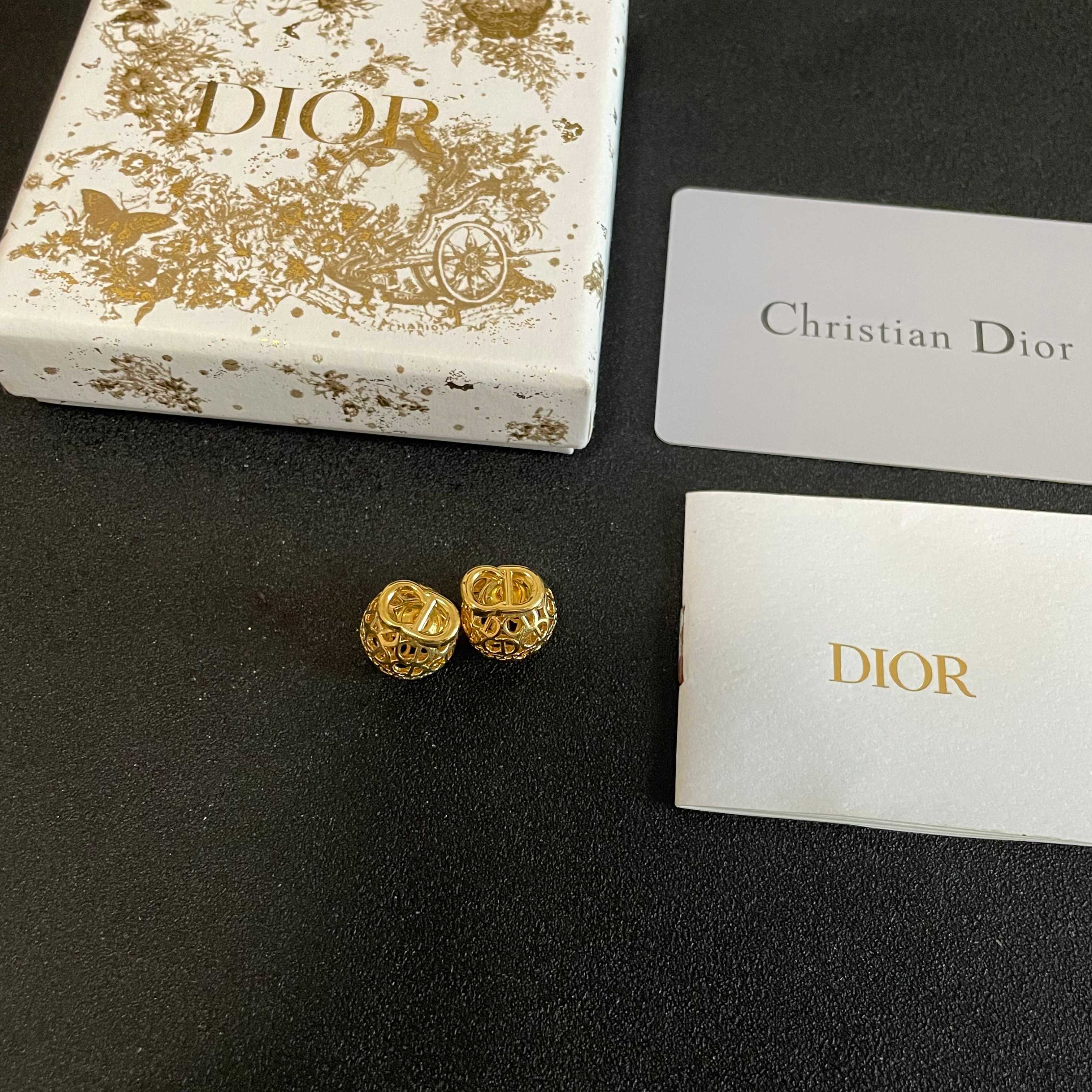 👑Dior 迪奥 中古 耳环 专柜一致上新 精选原版一致 黄铜材质 甜美气质高