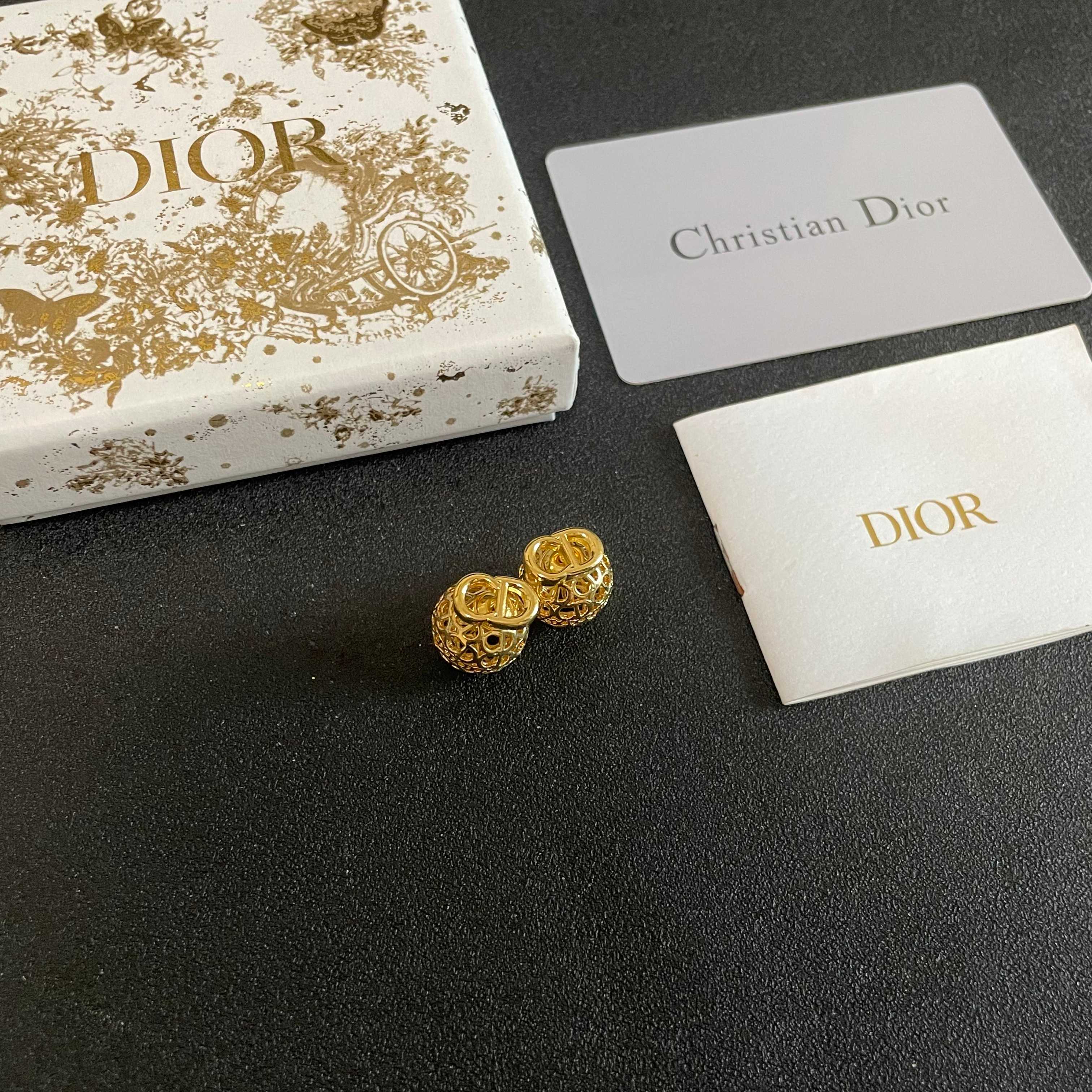 👑Dior 迪奥 中古 耳环 专柜一致上新 精选原版一致 黄铜材质 甜美气质高
