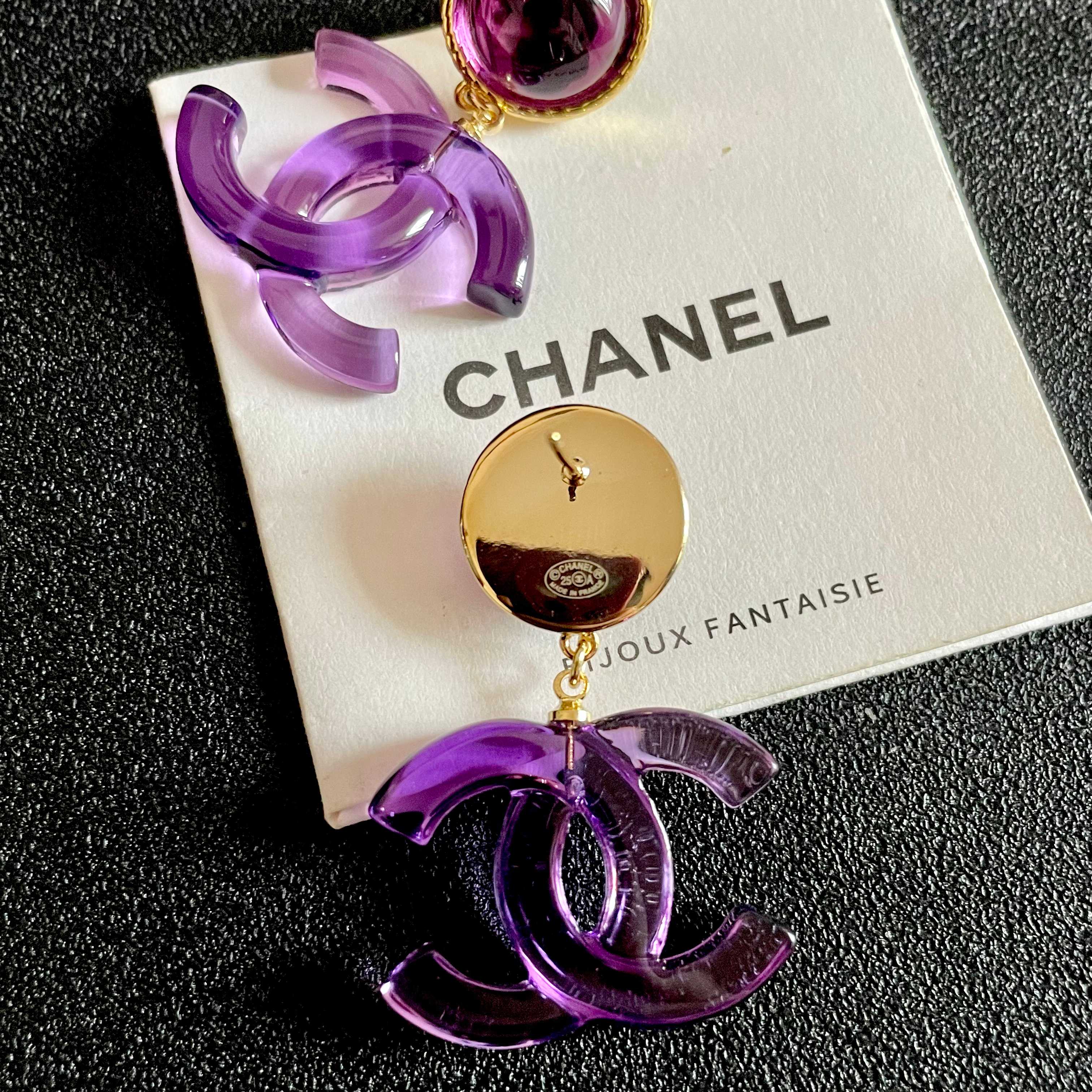 Chanel香奈儿 中古 耳钉👀小香家的款式真心无需多介绍😘🎶每一款都超好看，精致大方，非常显气质