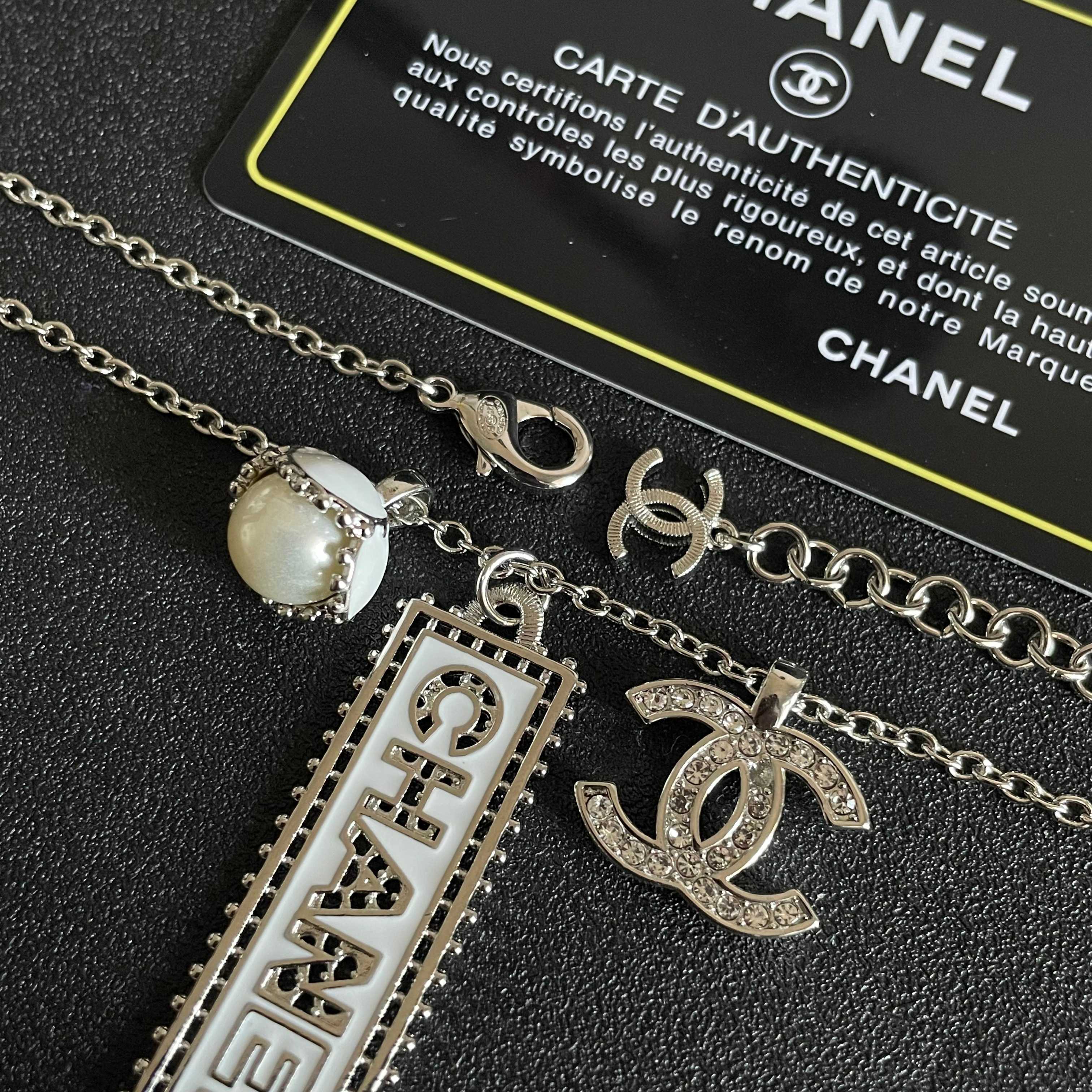 Chanel香奈儿 中古 项链👀小香家的款式真心无需多介绍😘🎶每一款都超好看，精致大方，非常显气质.