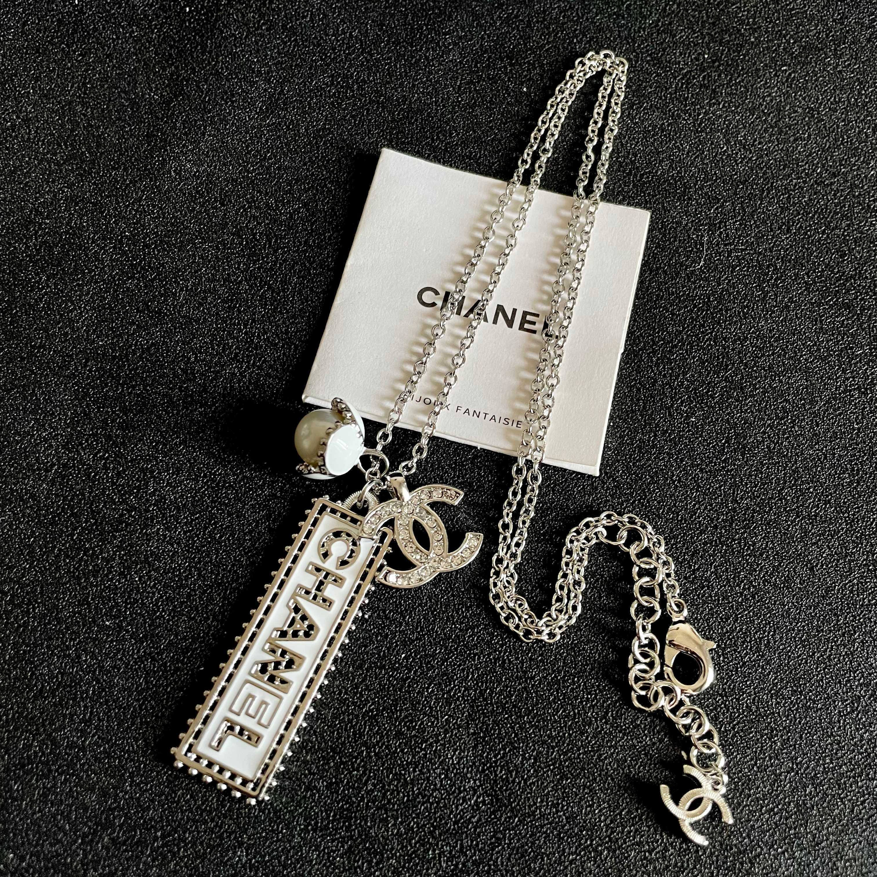 Chanel香奈儿 中古 项链👀小香家的款式真心无需多介绍😘🎶每一款都超好看，精致大方，非常显气质.