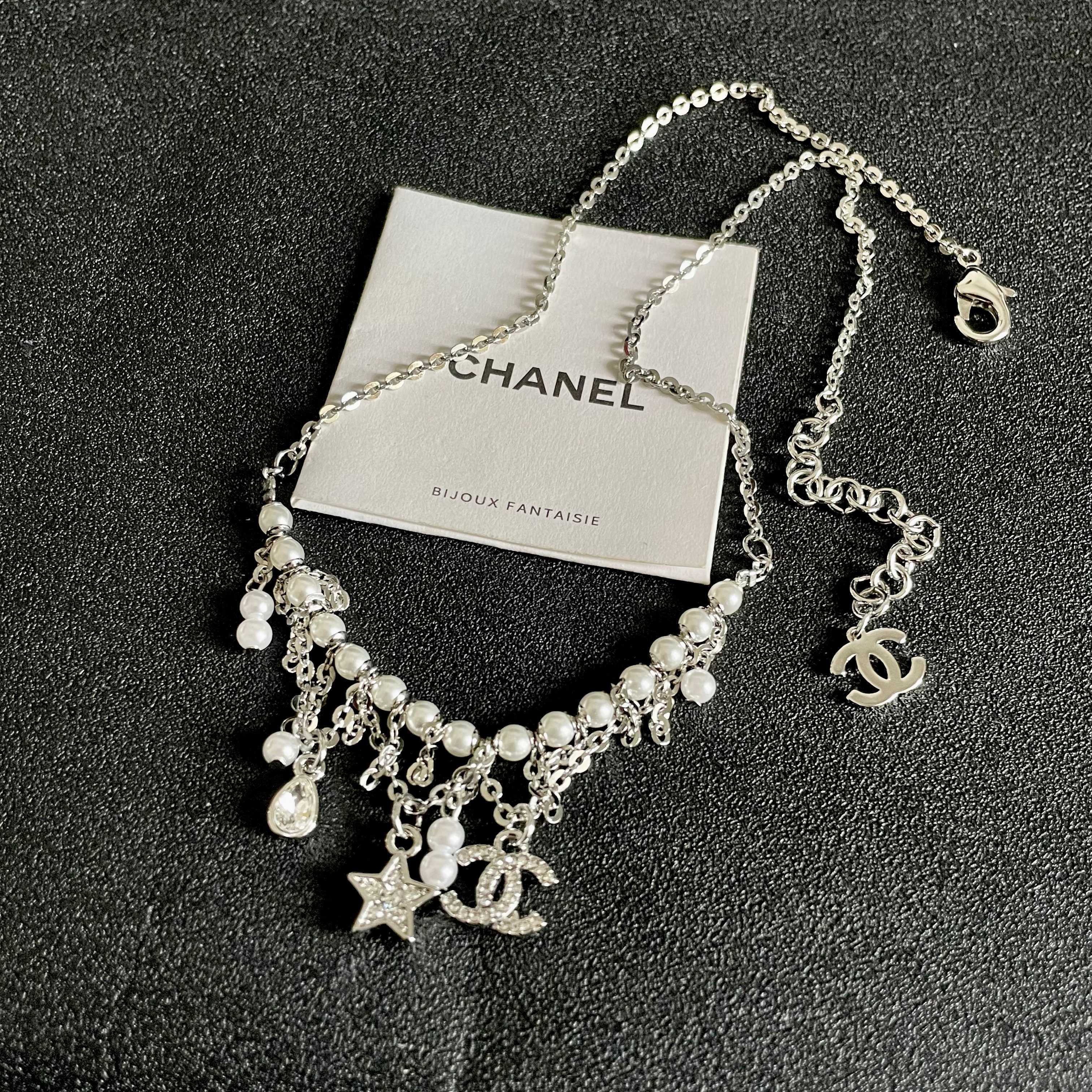 Chanel香奈儿 中古 项链👀小香家的款式真心无需多介绍😘🎶每一款都超好看，精致大方，非常显气质.