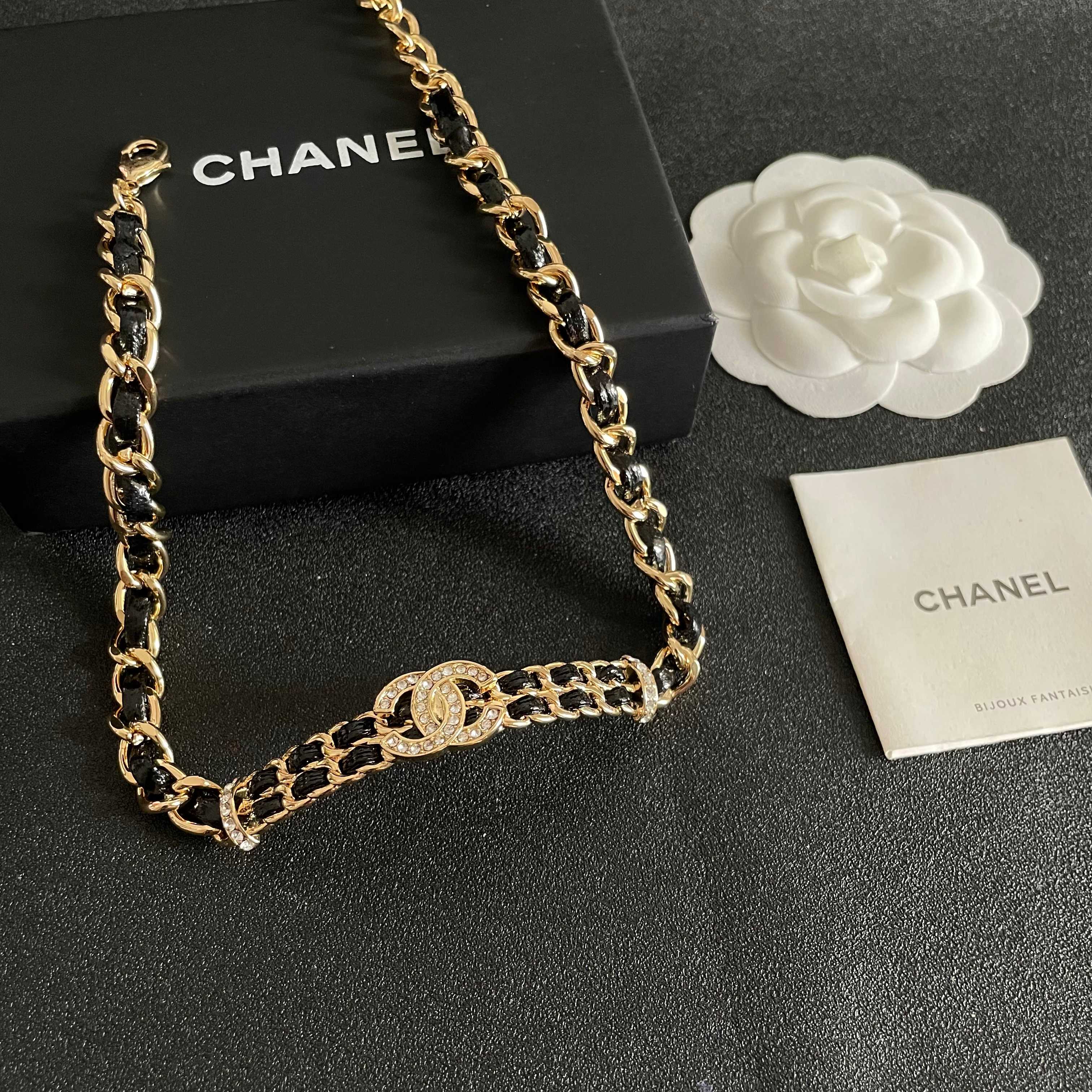 Chanel香奈儿 中古 项链👀小香家的款式真心无需多介绍😘🎶每一款都超好看，精致大方，非常显气质.