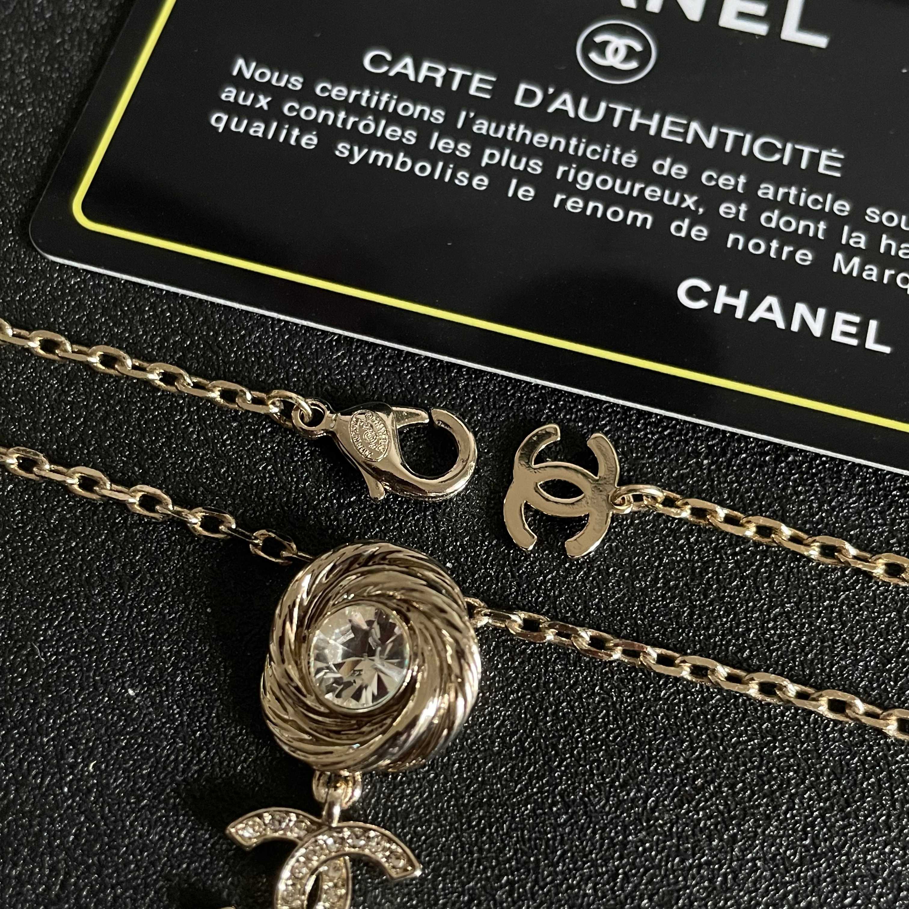 Chanel香奈儿 中古 项链👀小香家的款式真心无需多介绍😘🎶每一款都超好看，精致大方，非常显气质.