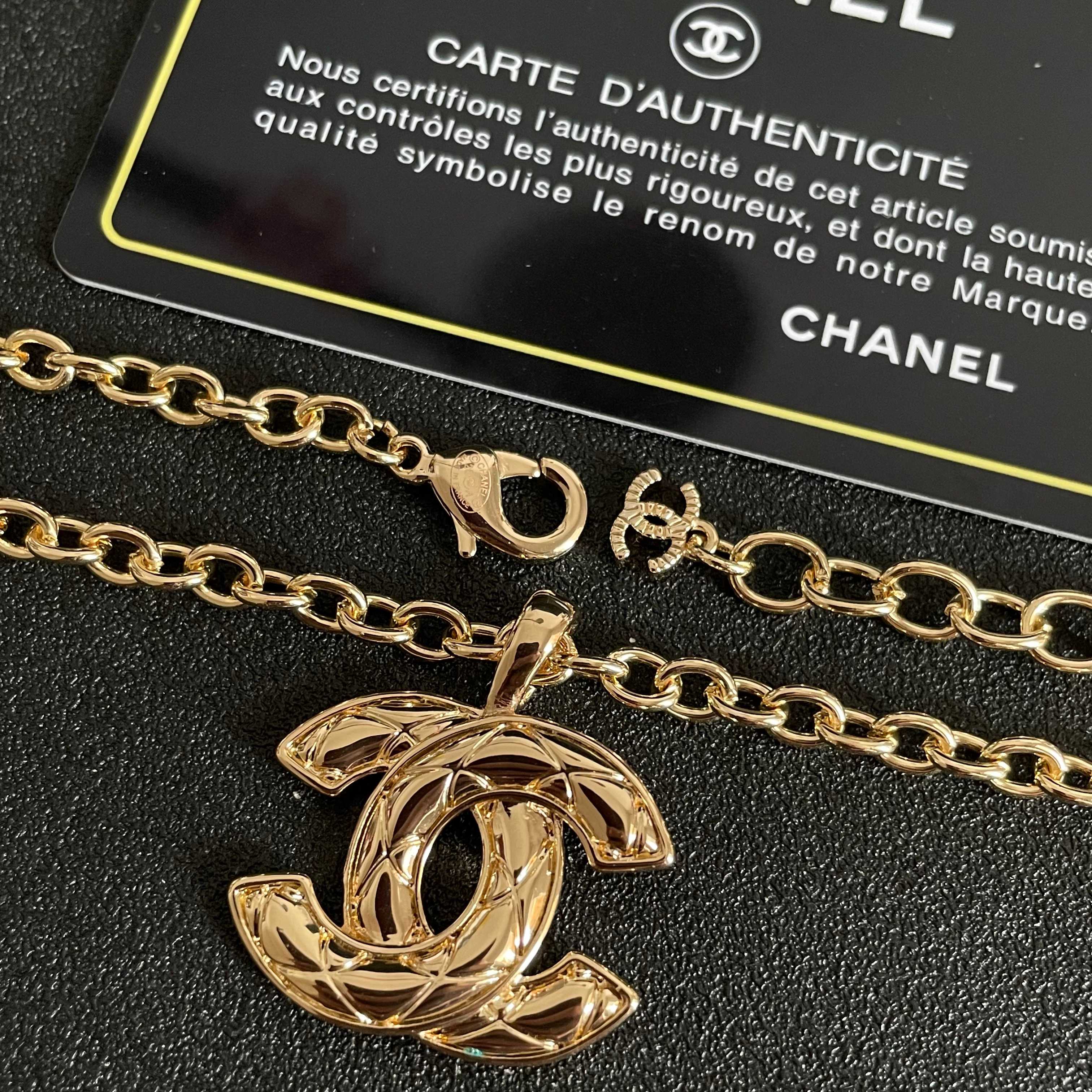 Chanel香奈儿 中古 项链👀小香家的款式真心无需多介绍😘🎶每一款都超好看，精致大方，非常显气质.