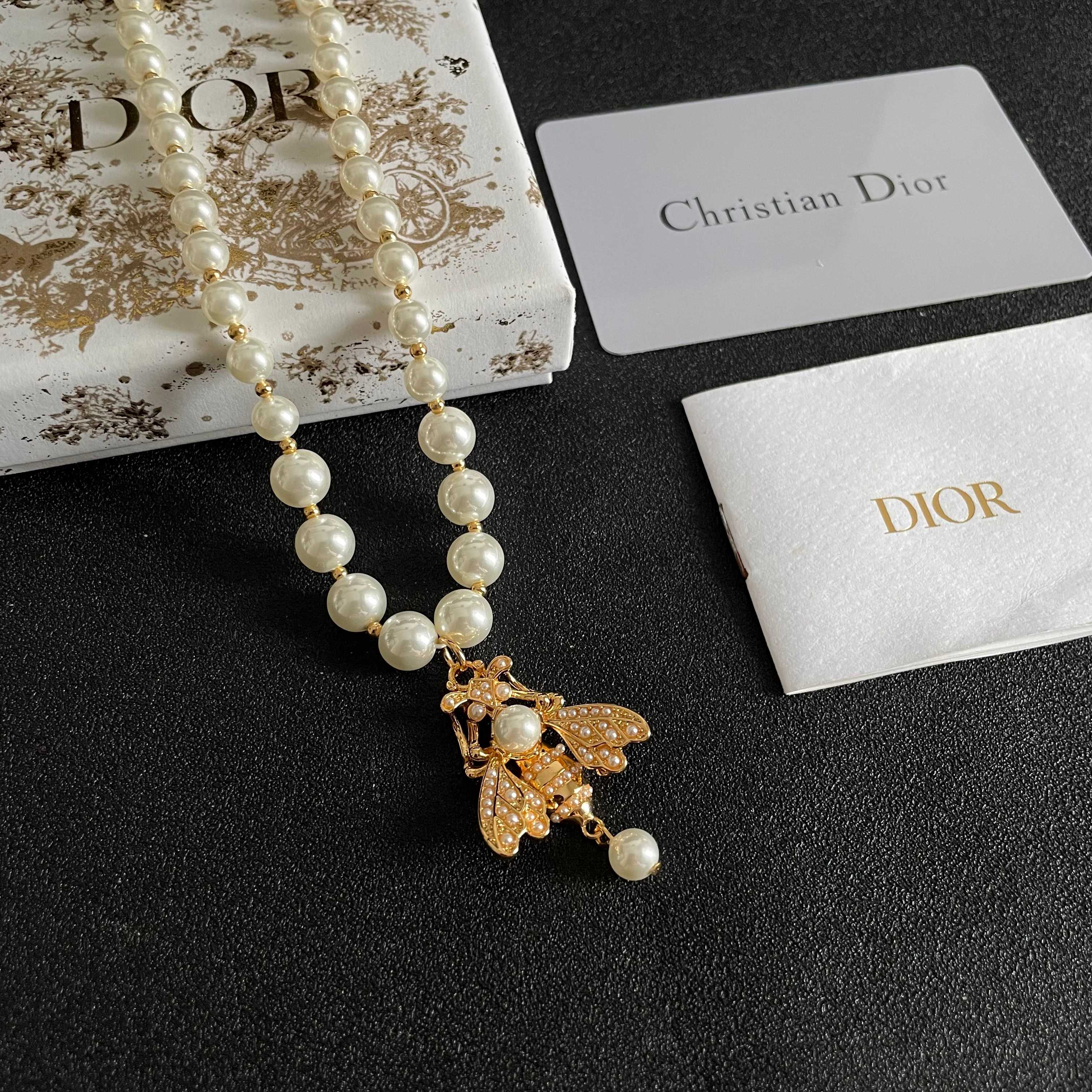 👑Dior 迪奥  中古 项链 专柜一致上新 精选原版一致 黄铜材质 甜美气质高雅.