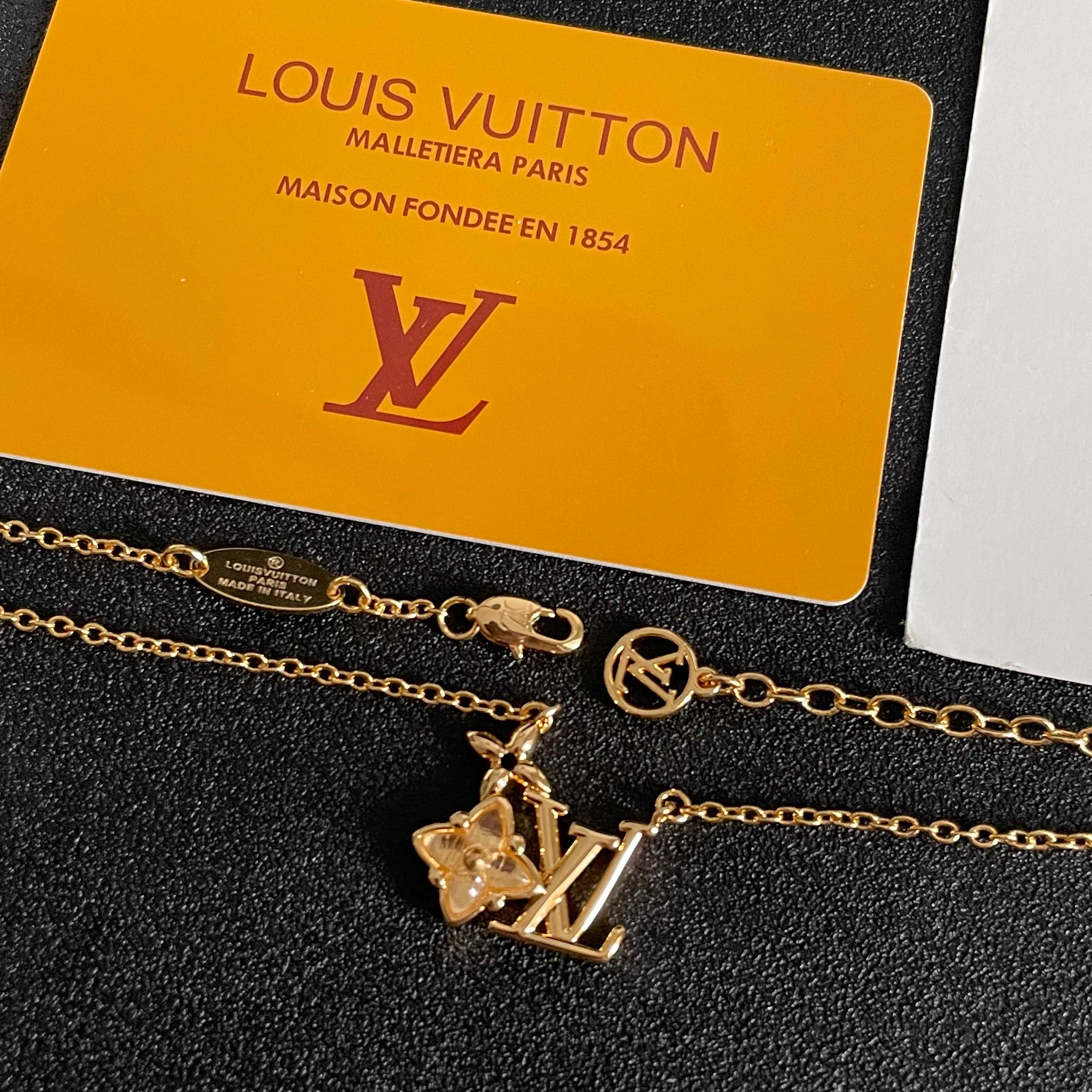 💥💥Louis Vuitton 路易威登 设计独特 (用LV经典之作图形理念)👋好看🧚‍♀️项链 超级无