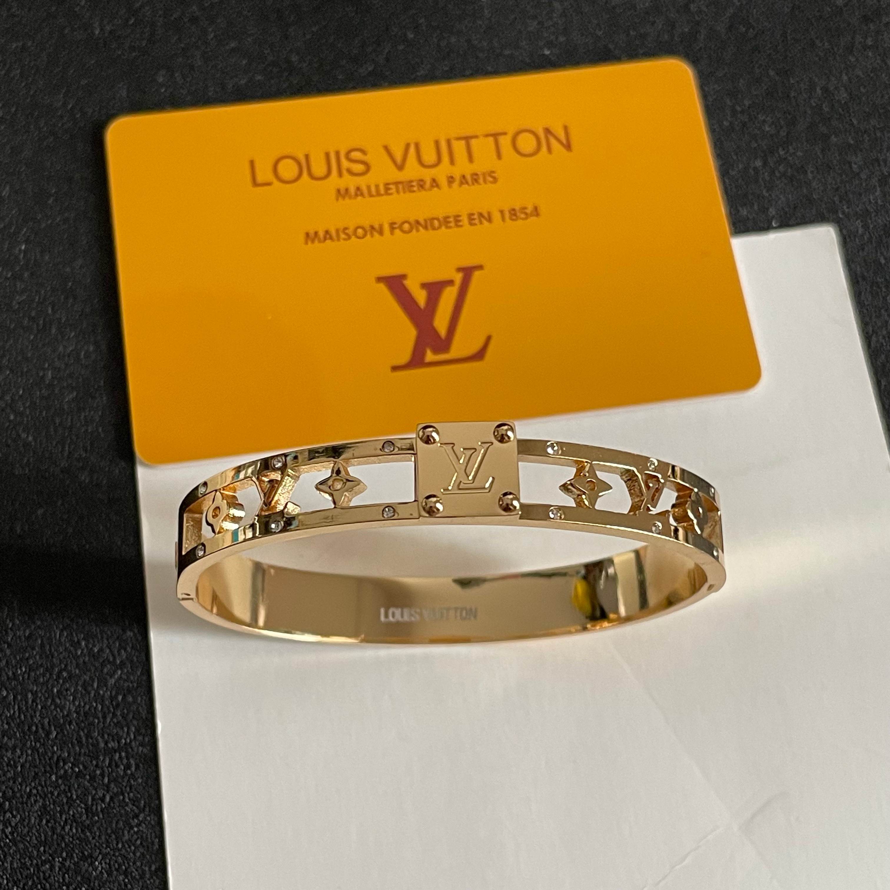 💥新品😍 原单货 LV中性款雕刻镂空字母手镯🔹21Cm大码🔹Louis Vuitton 路易威登 🔹专柜