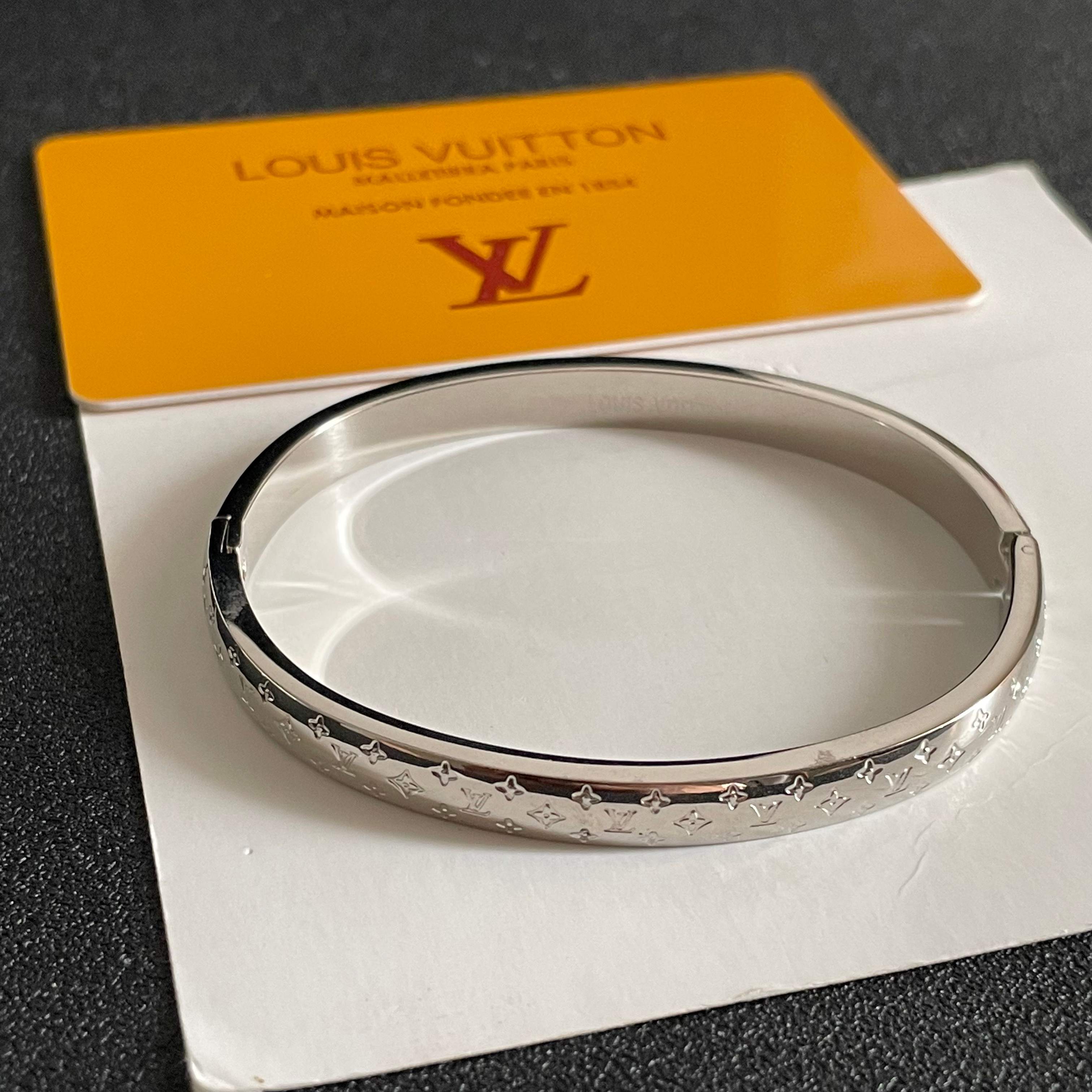 💥新品😍 原单货 LV手镯🔹🔹Louis Vuitton 路易威登 🔹专柜一致材质 火爆款出货 设计独特