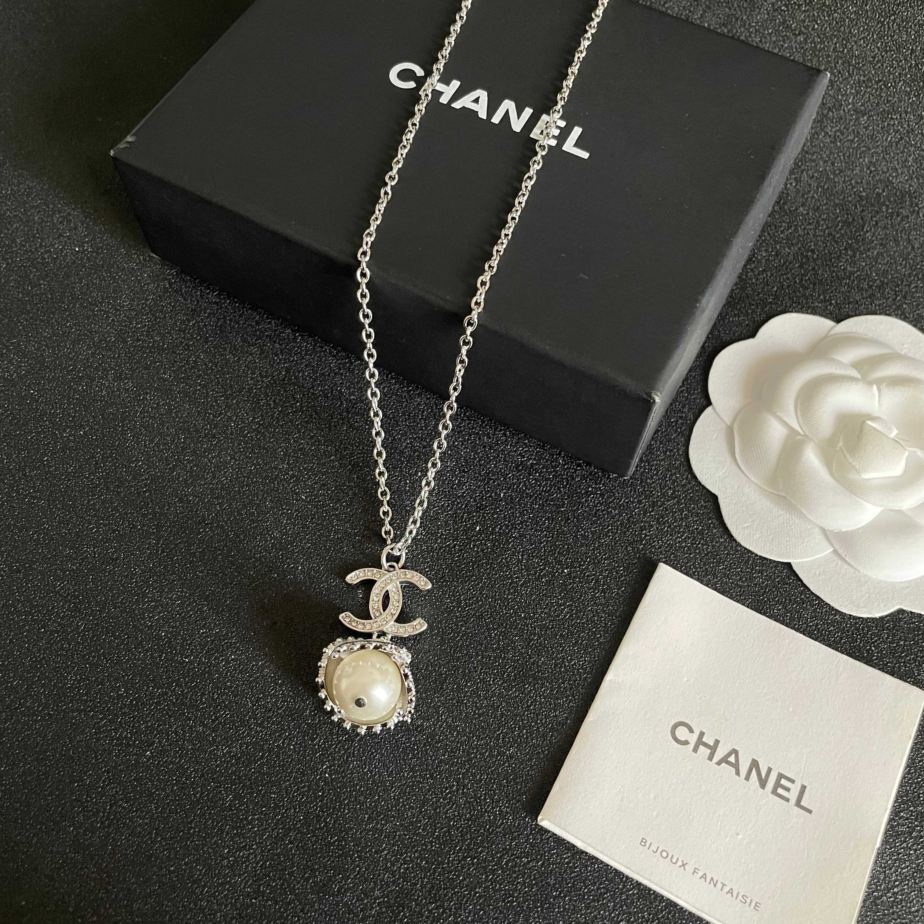 Chanel香奈儿 中古 项链👀小香家的款式真心无需多介绍😘🎶每一款都超好看，精致大方，非常显气质