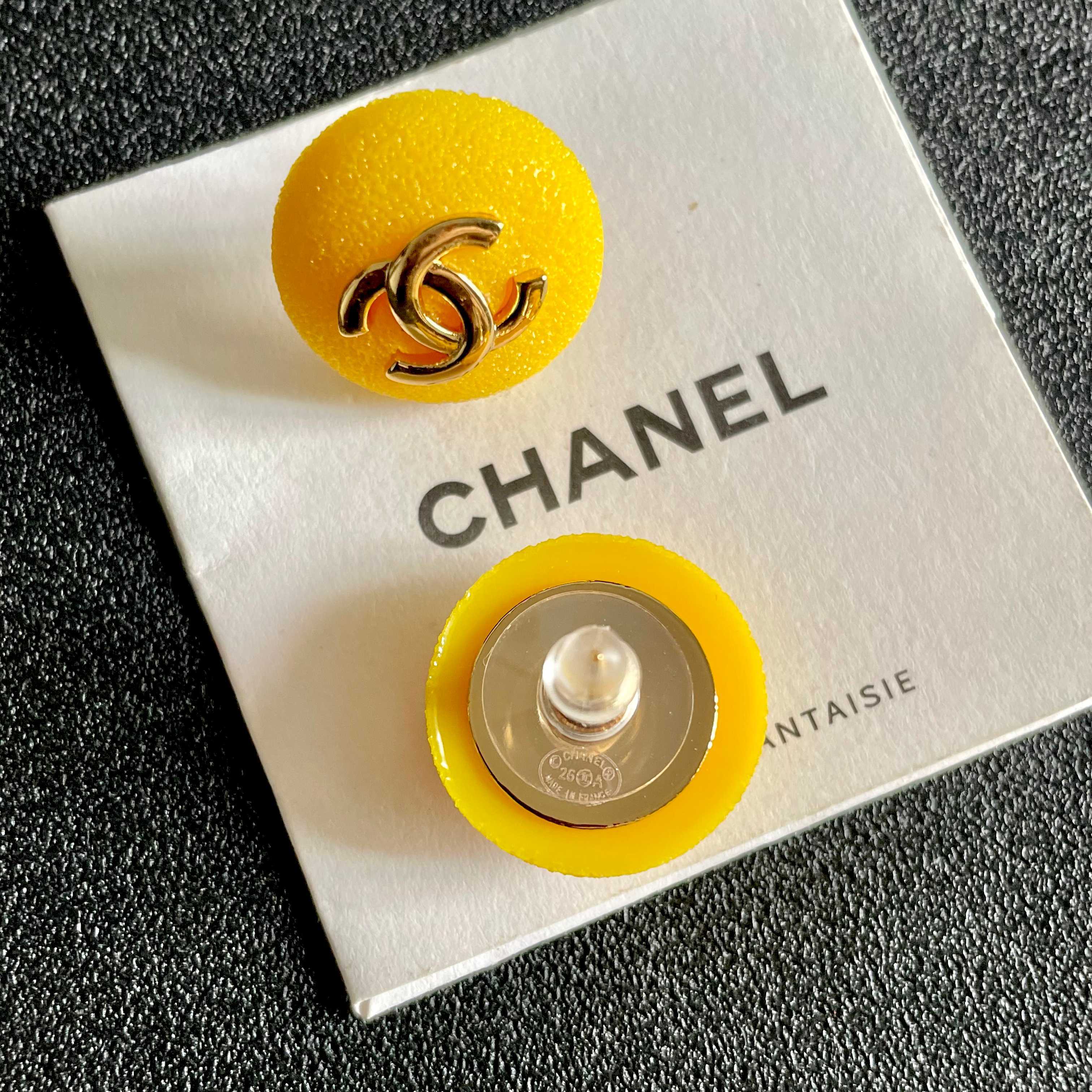 Chanel香奈儿 中古 耳钉👀小香家的款式真心无需多介绍😘🎶每一款都超好看，精致大方，非常显气质