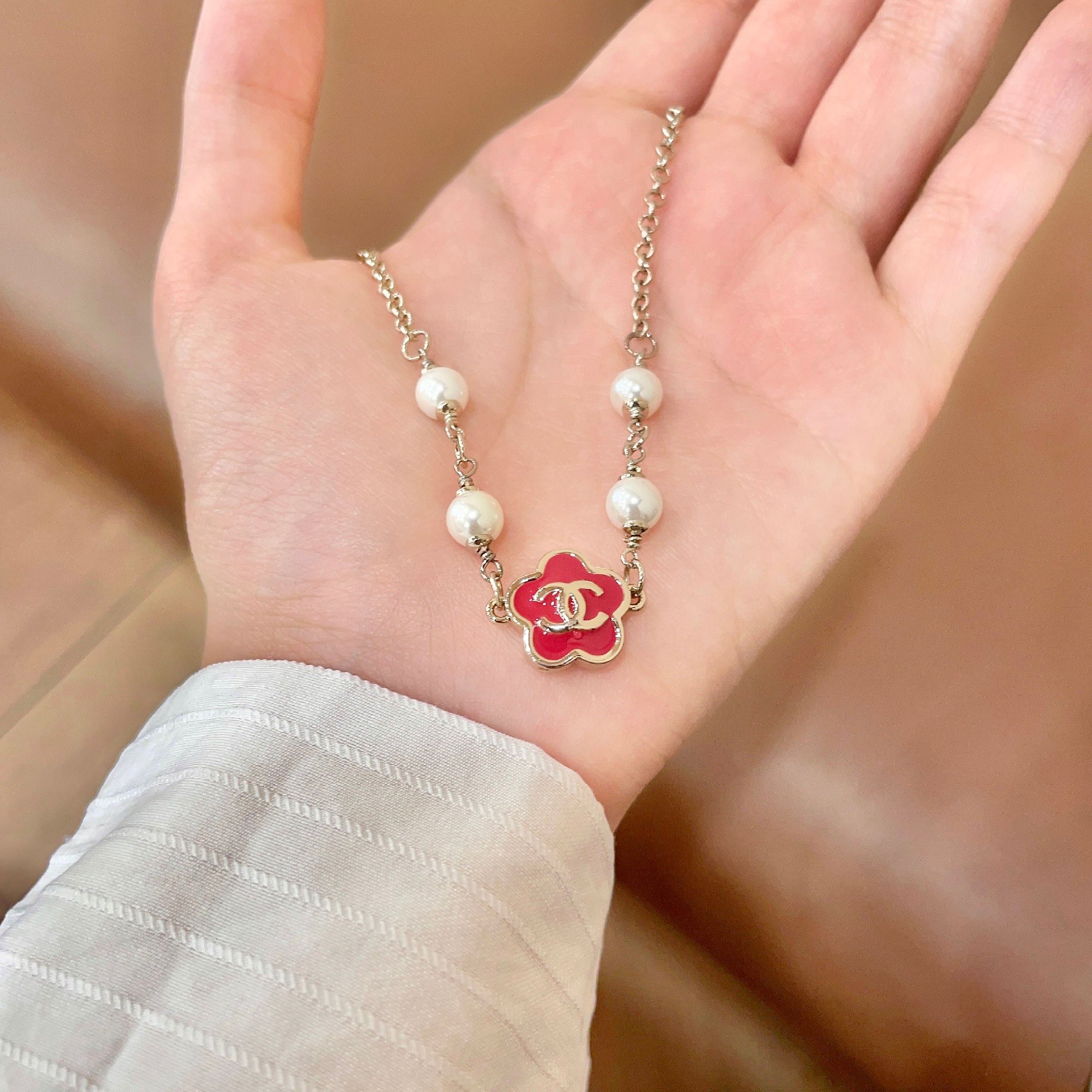 Chanel香奈儿 中古 项链👀小香家的款式真心无需多介绍😘🎶每一款都超好看，精致大方，非常显气质.