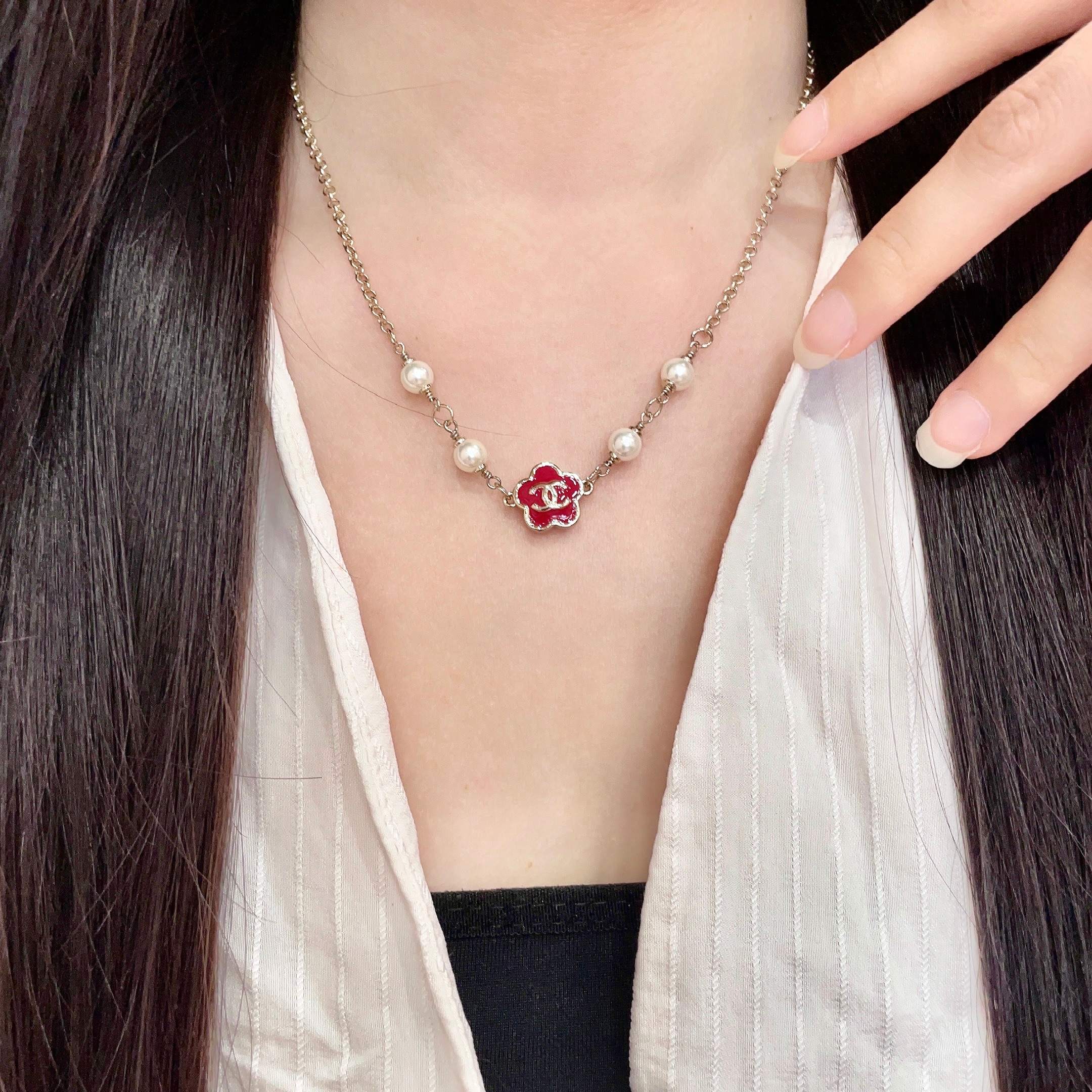 Chanel香奈儿 中古 项链👀小香家的款式真心无需多介绍😘🎶每一款都超好看，精致大方，非常显气质.