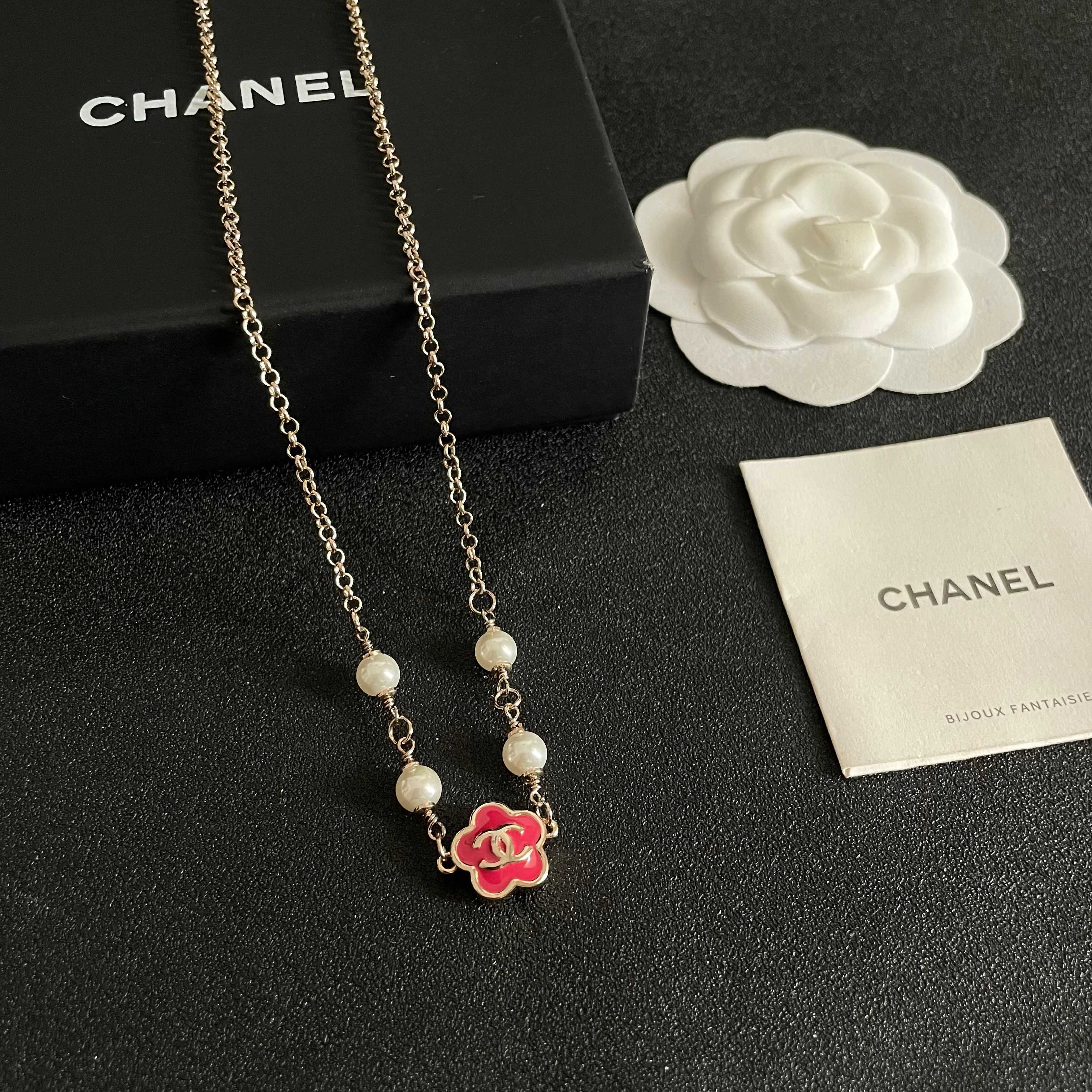 Chanel香奈儿 中古 项链👀小香家的款式真心无需多介绍😘🎶每一款都超好看，精致大方，非常显气质.