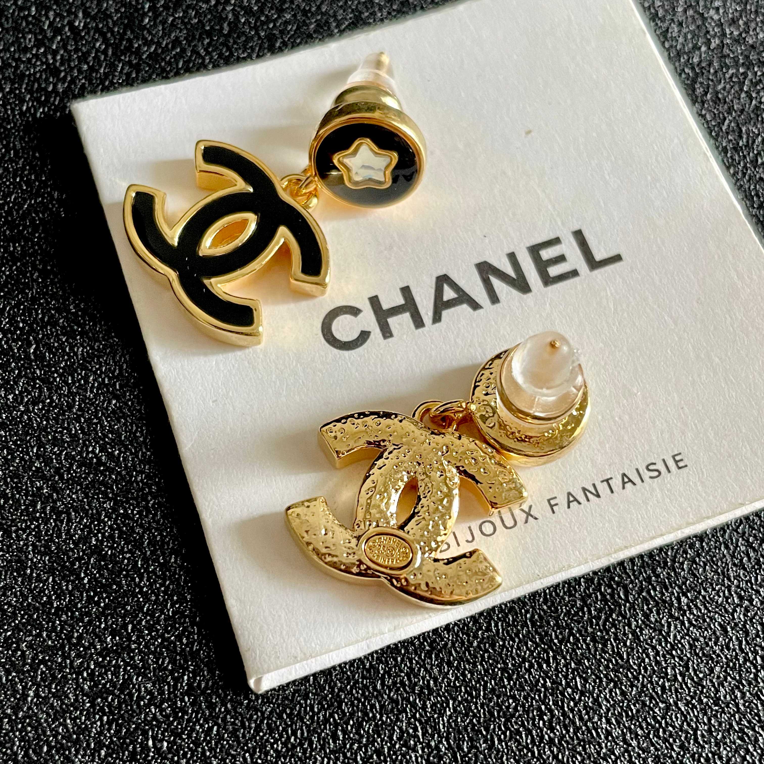 Chanel香奈儿 中古 耳钉👀小香家的款式真心无需多介绍😘🎶每一款都超好看，精致大方，非常显气质