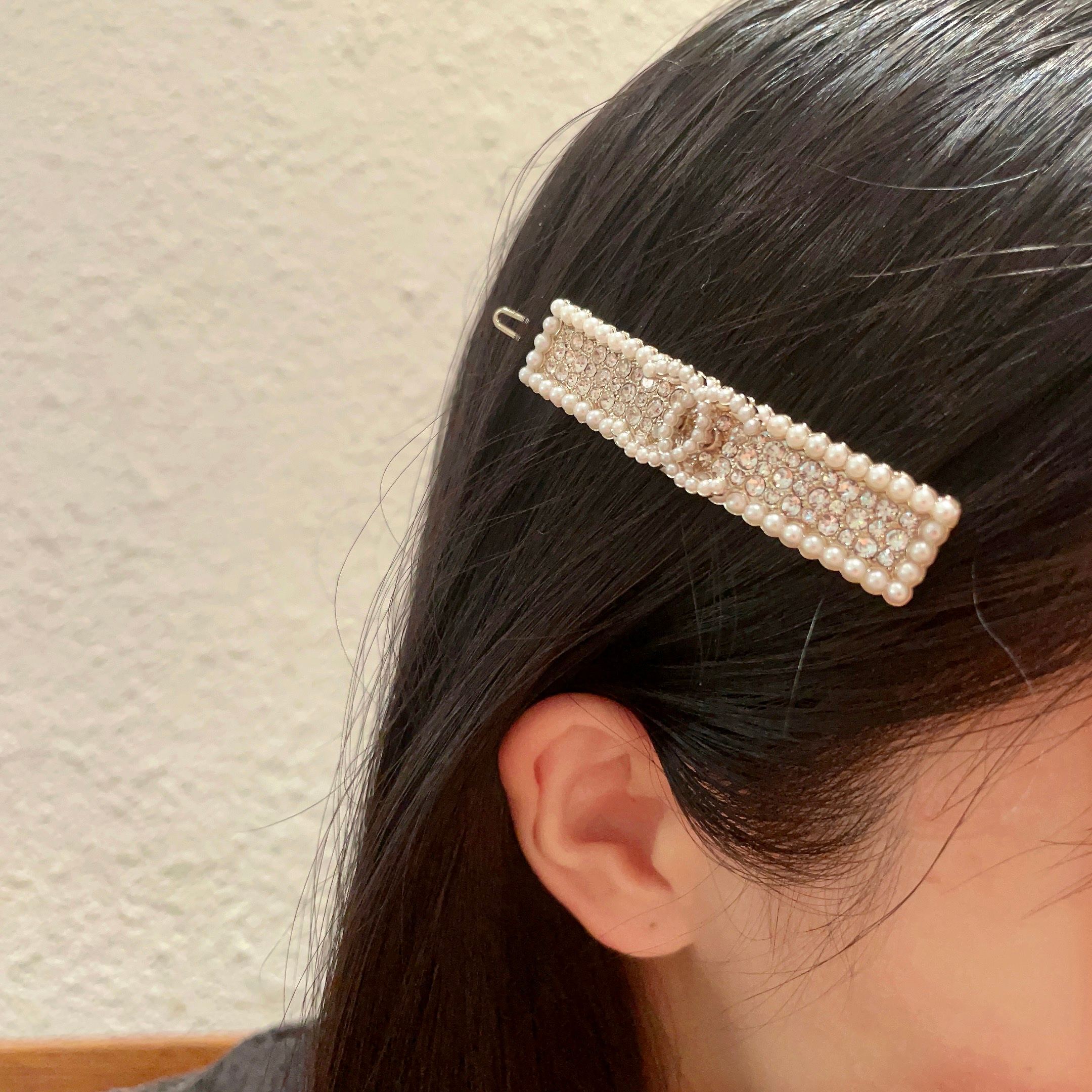 Chanel香奈儿】小香经典发夹热销款火爆上新❣同步专柜‼正品开模‼款式简单大方💋小巧别致💖超级适合夏天