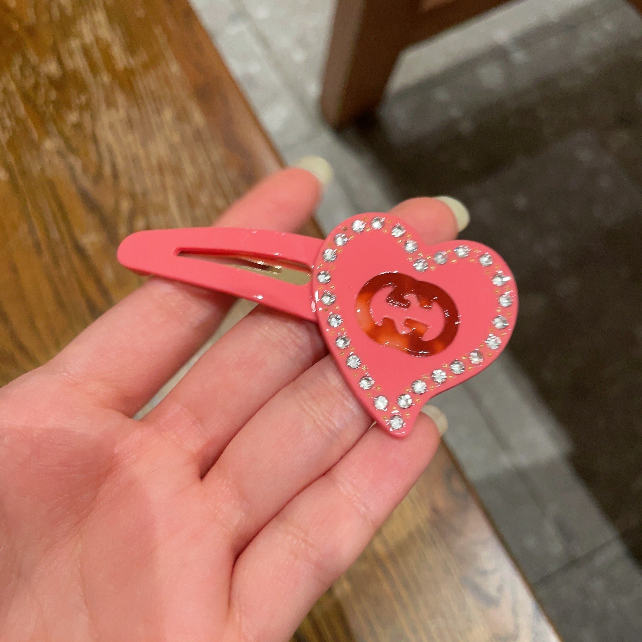 新品发夹  ❣❣P🛍古驰🛍新款发夹火爆来袭🤑🤑🛍🎀同步专柜正品开模‼质感媲美原单👍做工精致无可挑剔👏代购