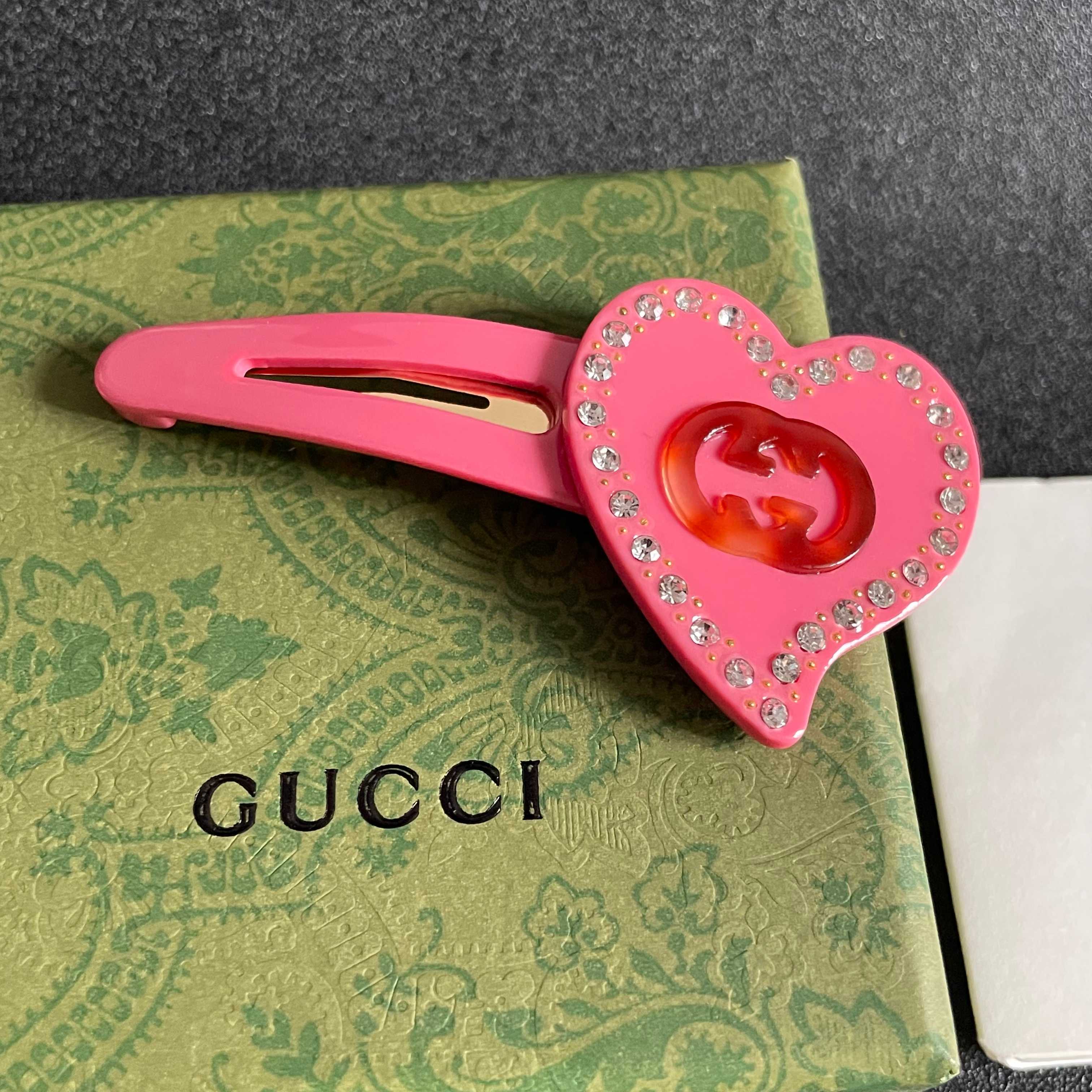 新品发夹  ❣❣P🛍古驰🛍新款发夹火爆来袭🤑🤑🛍🎀同步专柜正品开模‼质感媲美原单👍做工精致无可挑剔👏代购