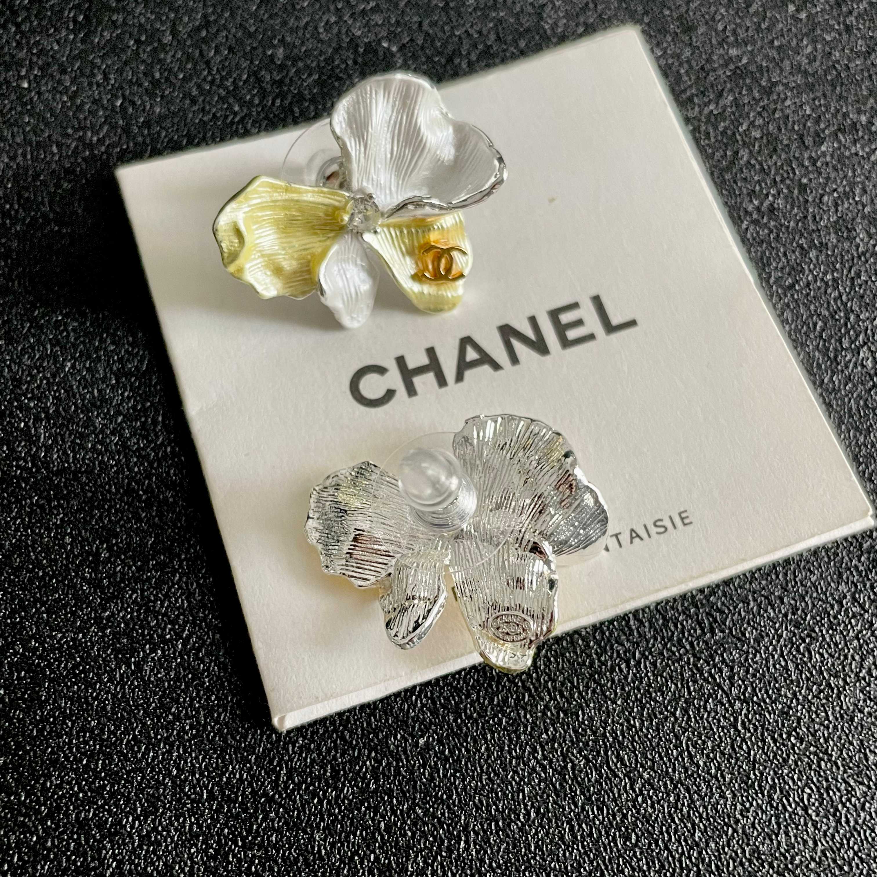 Chanel香奈儿 中古 耳钉👀小香家的款式真心无需多介绍😘🎶每一款都超好看，精致大方，非常显气质