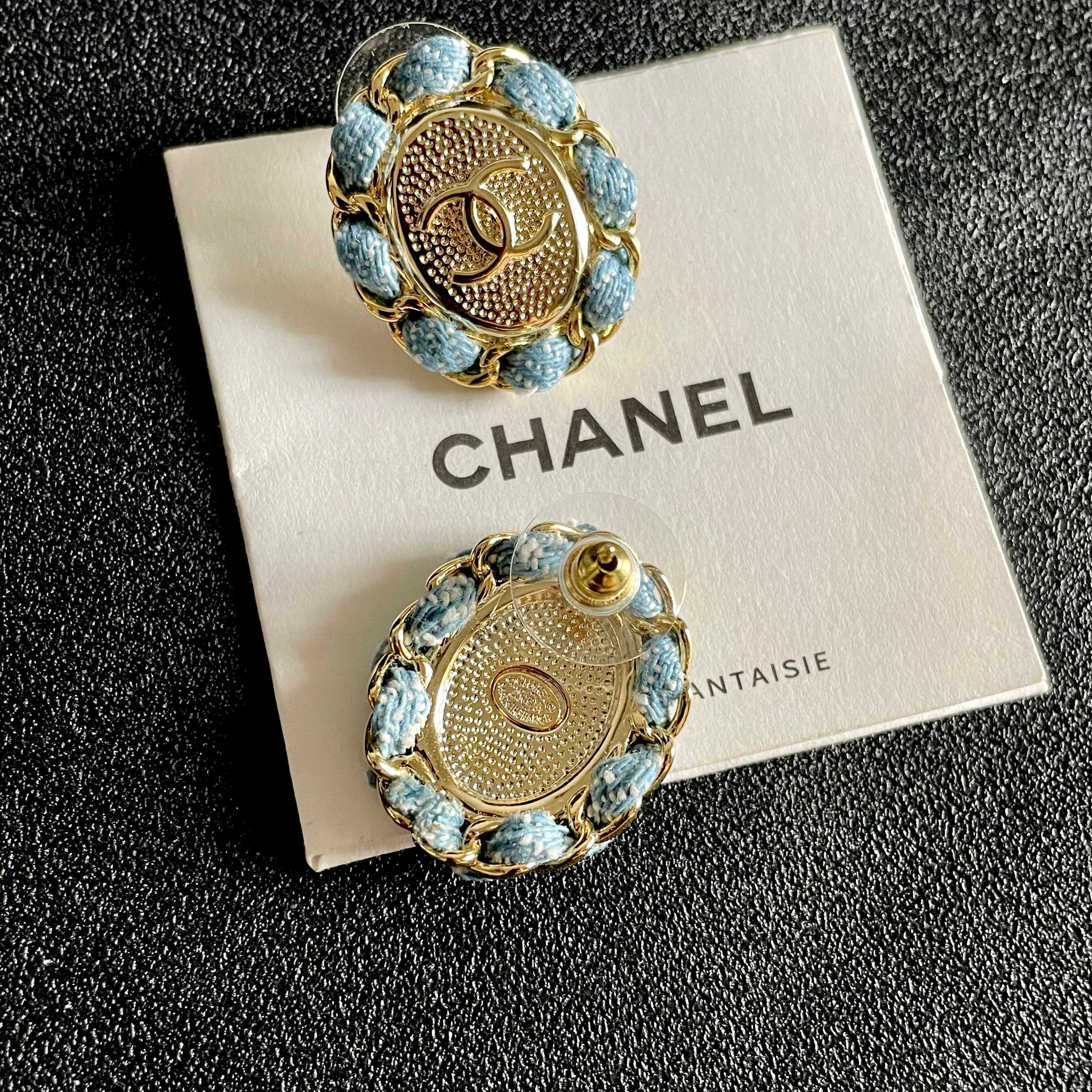 Chanel香奈儿 中古 双C耳钉👀原版复刻logo 小香家的款式真心无需多介绍😘🎶每一款都超好看，精致