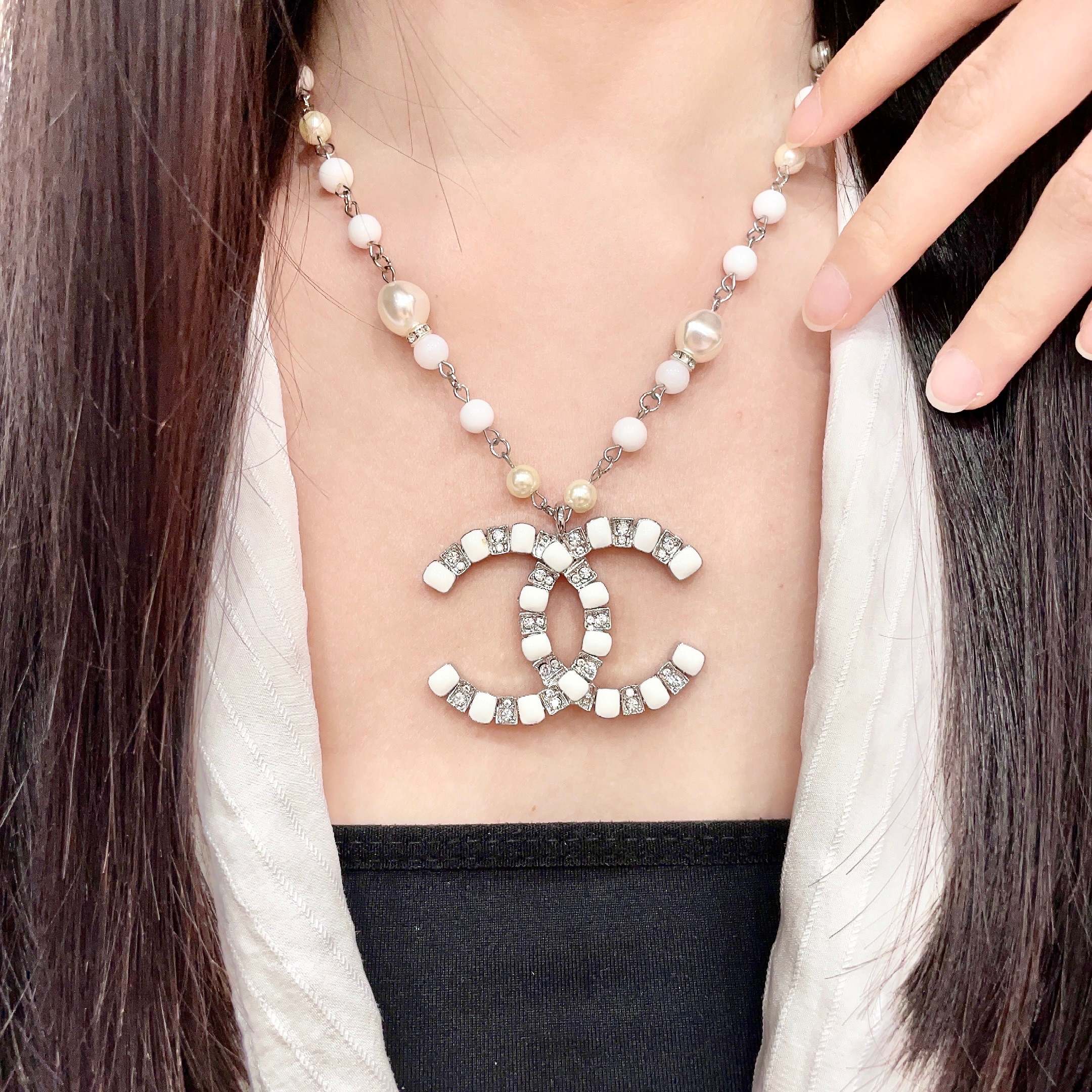 Chanel香奈儿 中古 项链👀小香家的款式真心无需多介绍😘🎶每一款都超好看，精致大方，非常显气质
