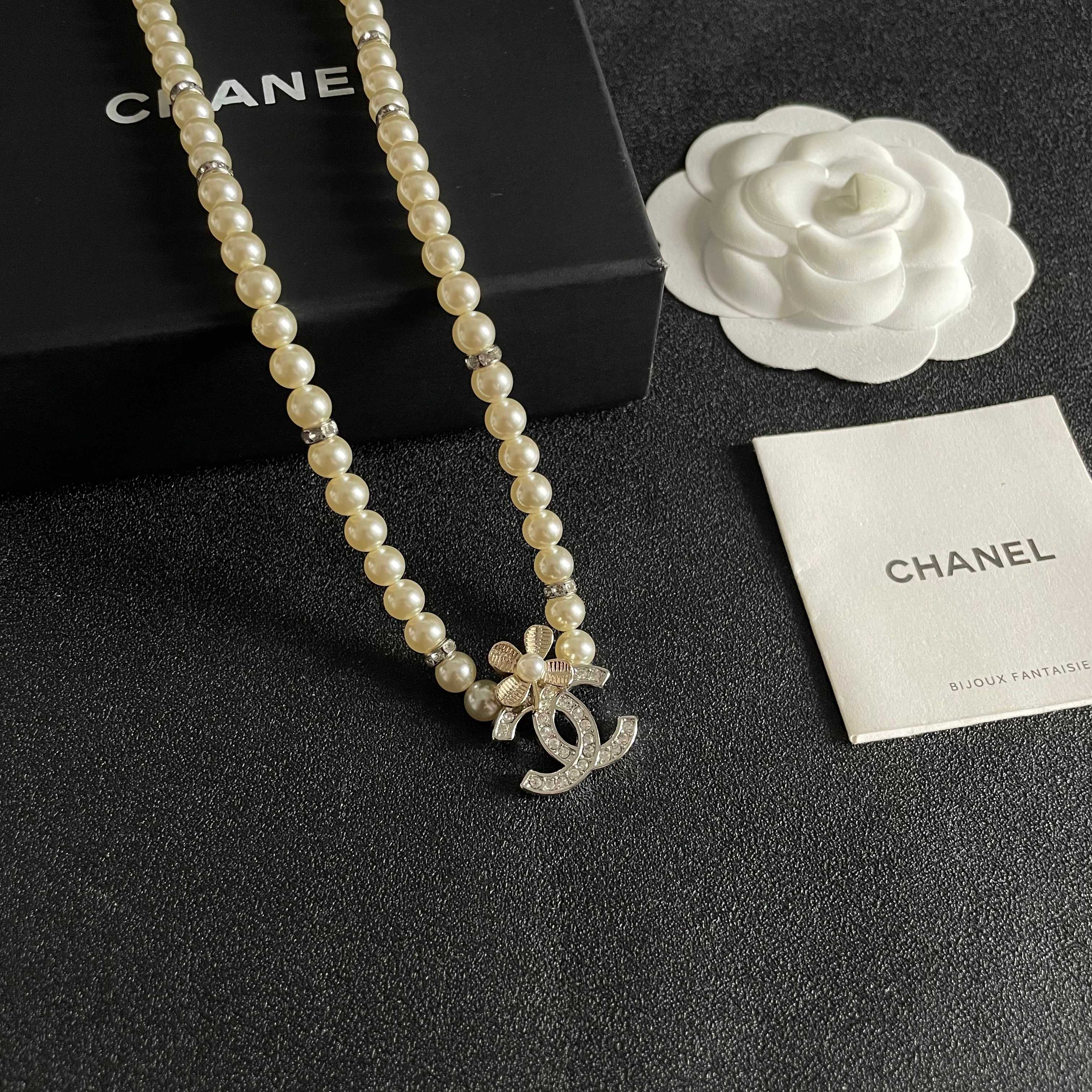 Chanel香奈儿 中古 项链👀小香家的款式真心无需多介绍😘🎶每一款都超好看，精致大方，非常显气质
