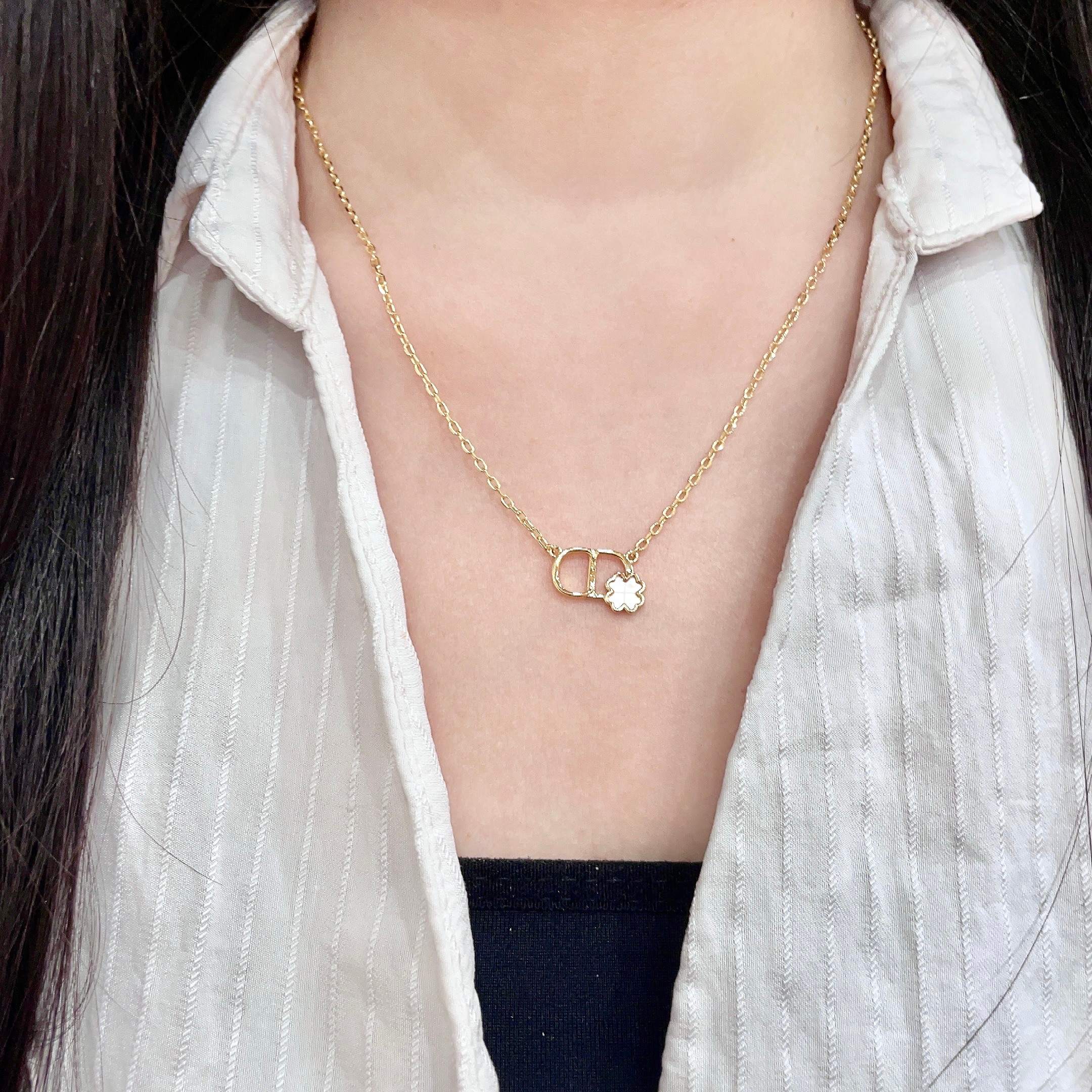 👑Dior 迪奥  中古 项链 专柜一致上新 精选原版一致 黄铜材质 甜美气质高雅.