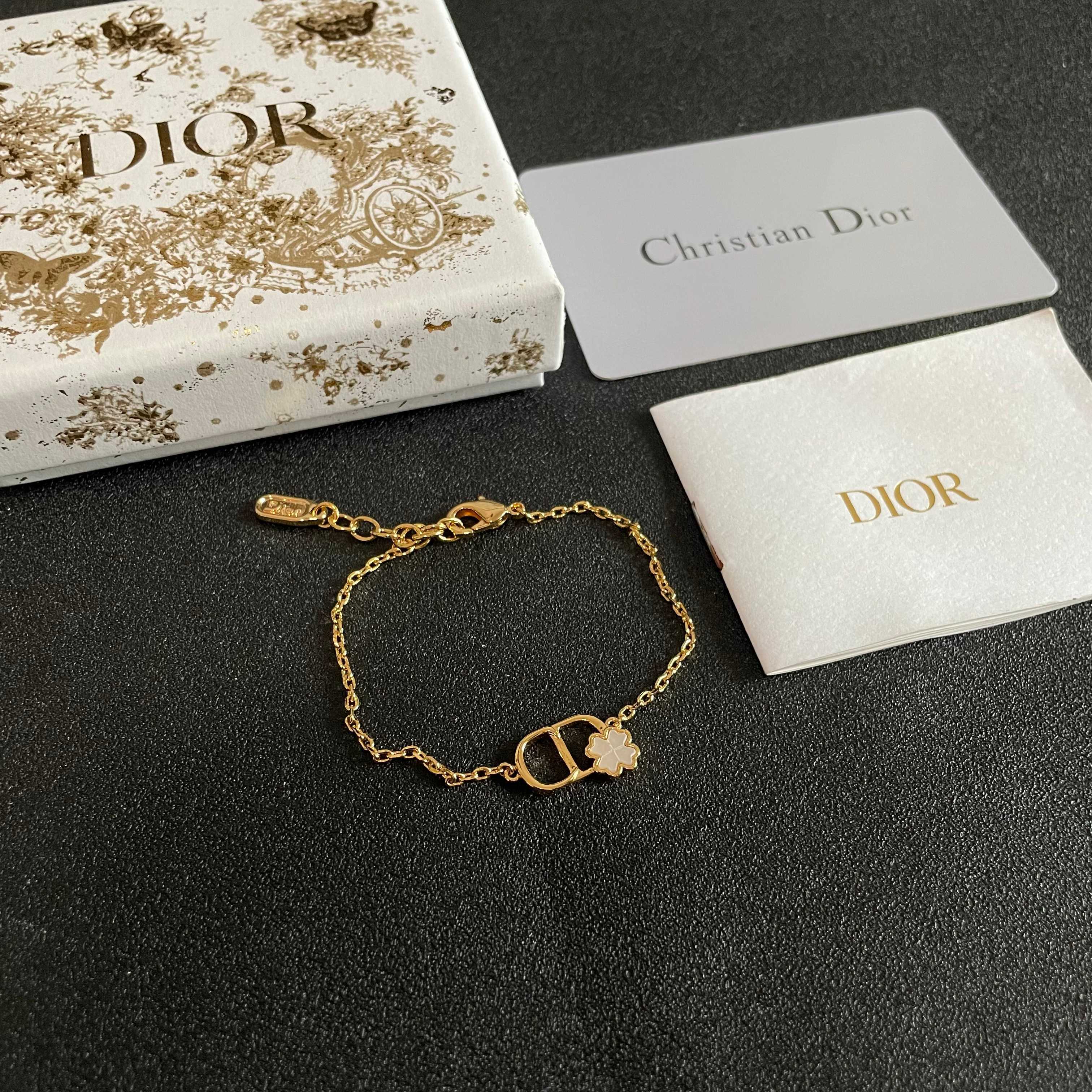 👑Dior 迪奥  中古 手链 专柜一致上新 精选原版一致 黄铜材质 甜美气质高雅.
