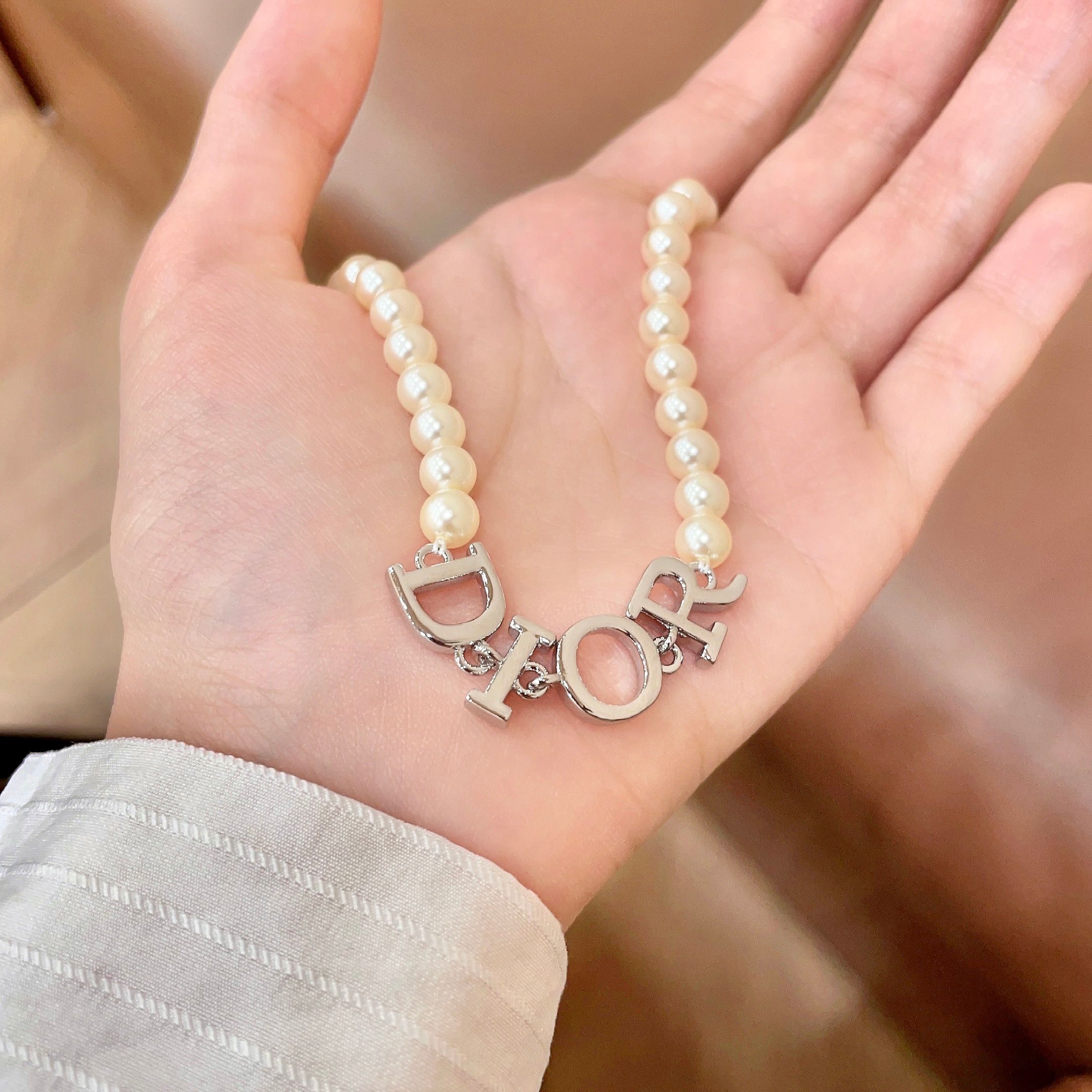 👑Dior 迪奥  中古 项链 专柜一致上新 精选原版一致 黄铜材质 甜美气质高雅.