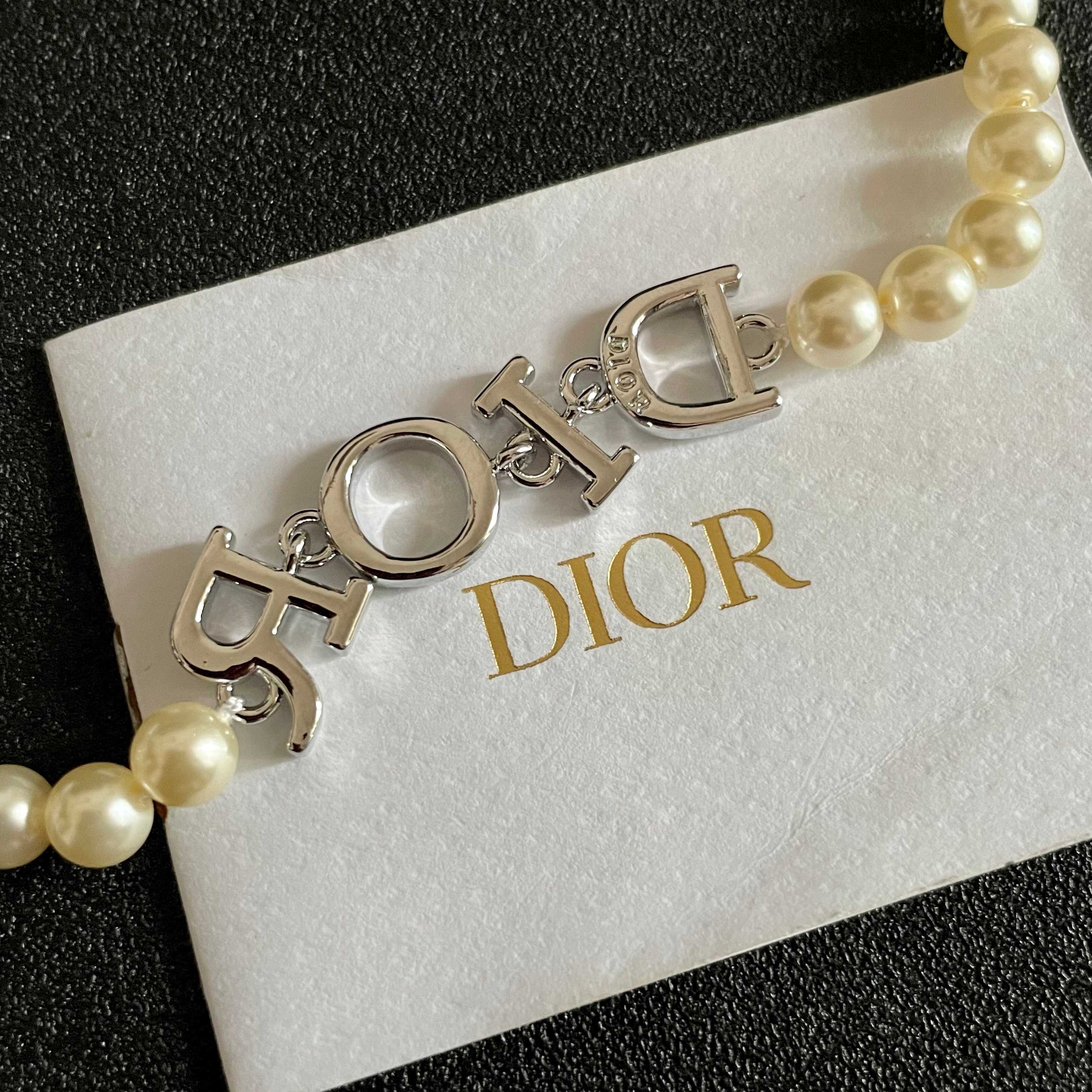 👑Dior 迪奥  中古 项链 专柜一致上新 精选原版一致 黄铜材质 甜美气质高雅.