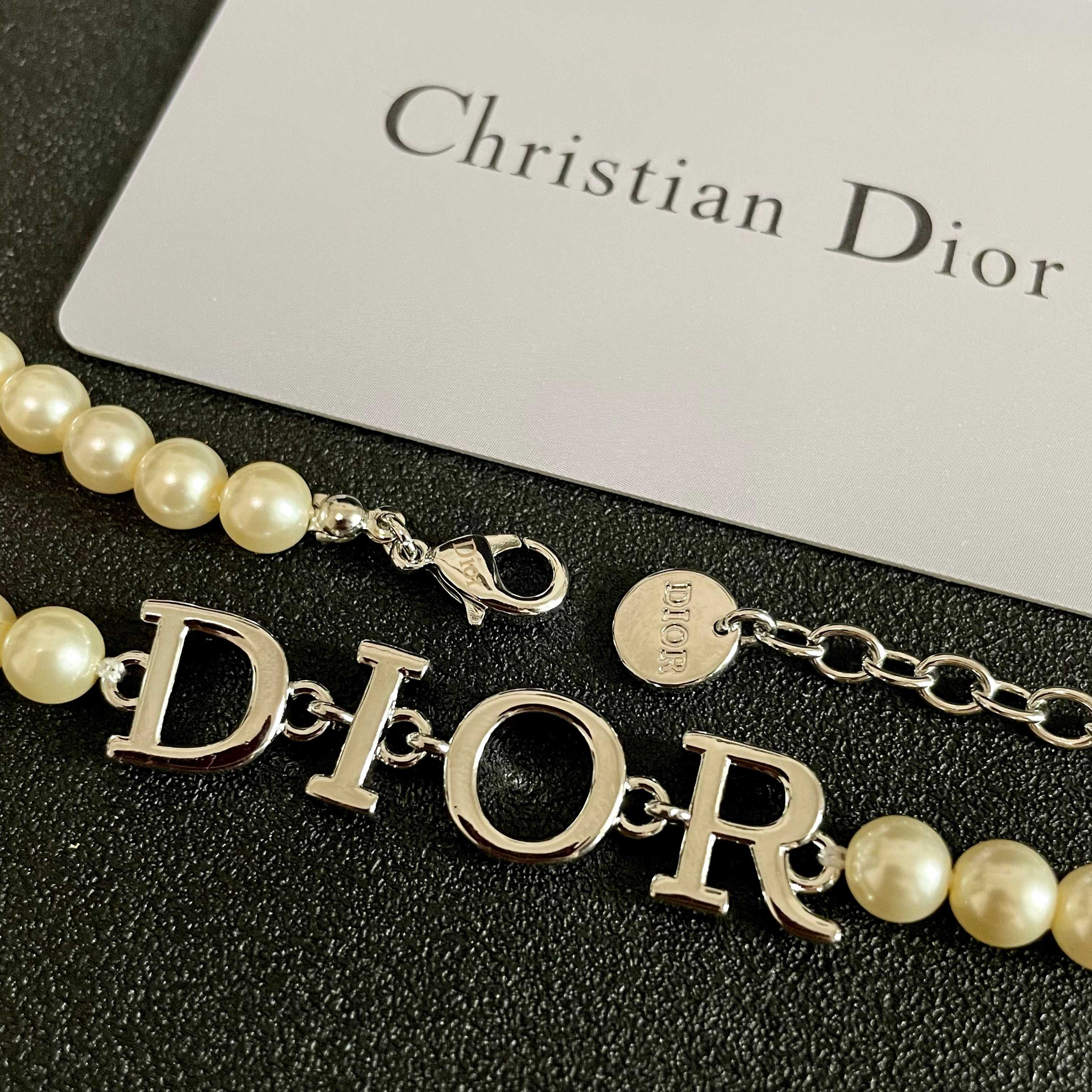 👑Dior 迪奥  中古 项链 专柜一致上新 精选原版一致 黄铜材质 甜美气质高雅.